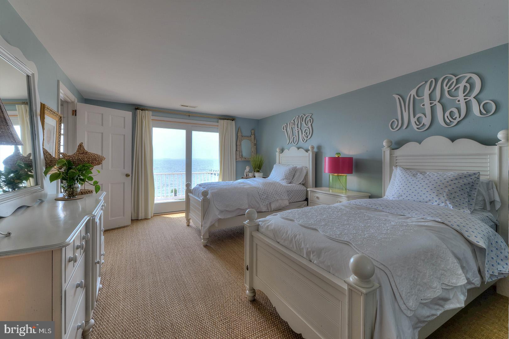 SEABREEZE DEV - Residential