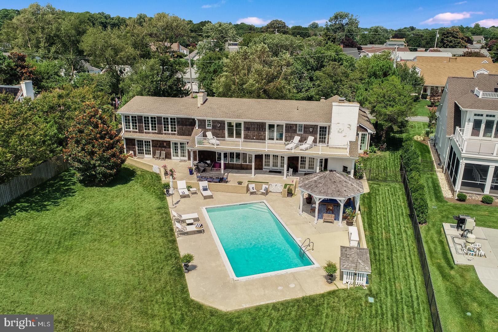 SEABREEZE DEV - Residential