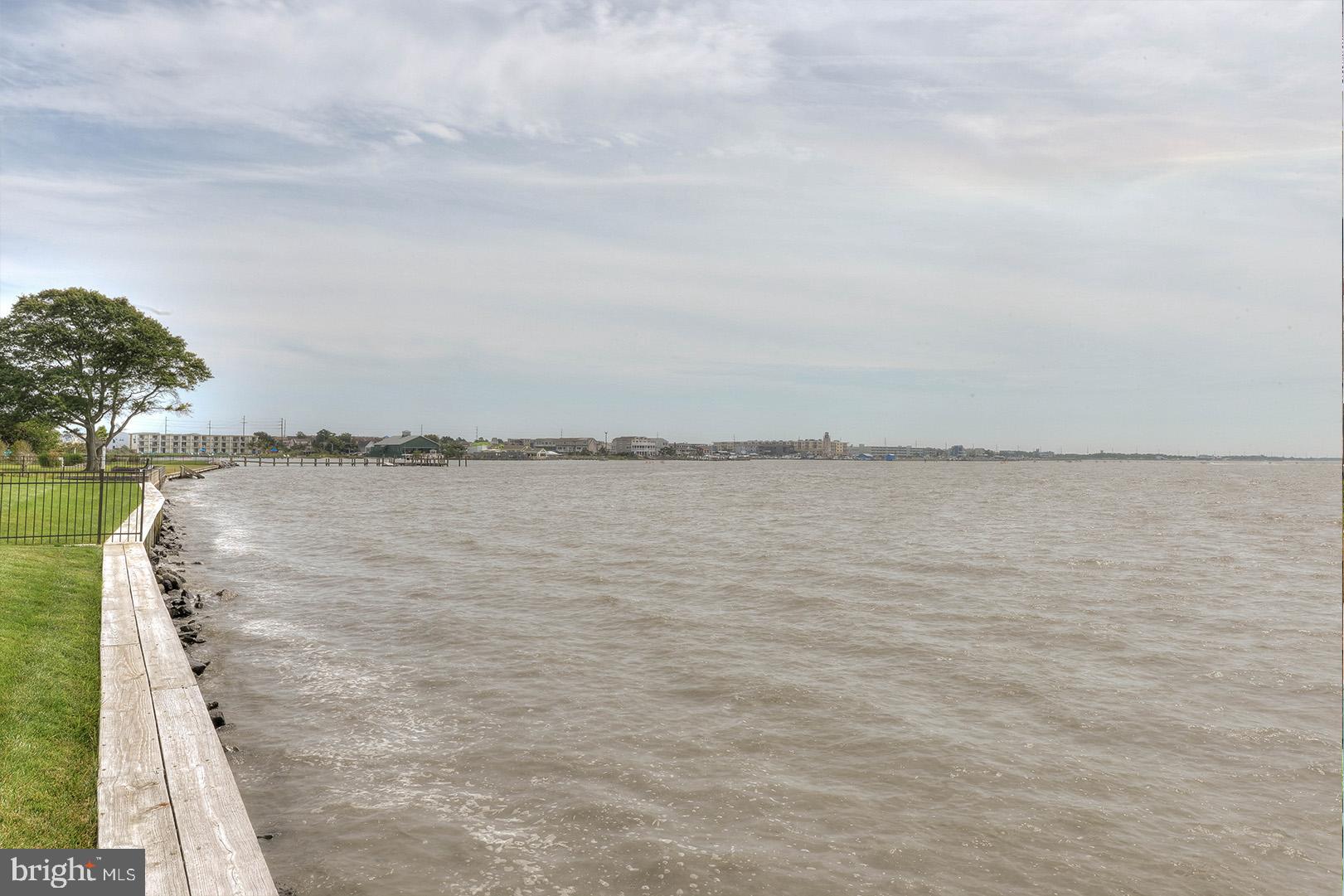 SEABREEZE DEV - Residential