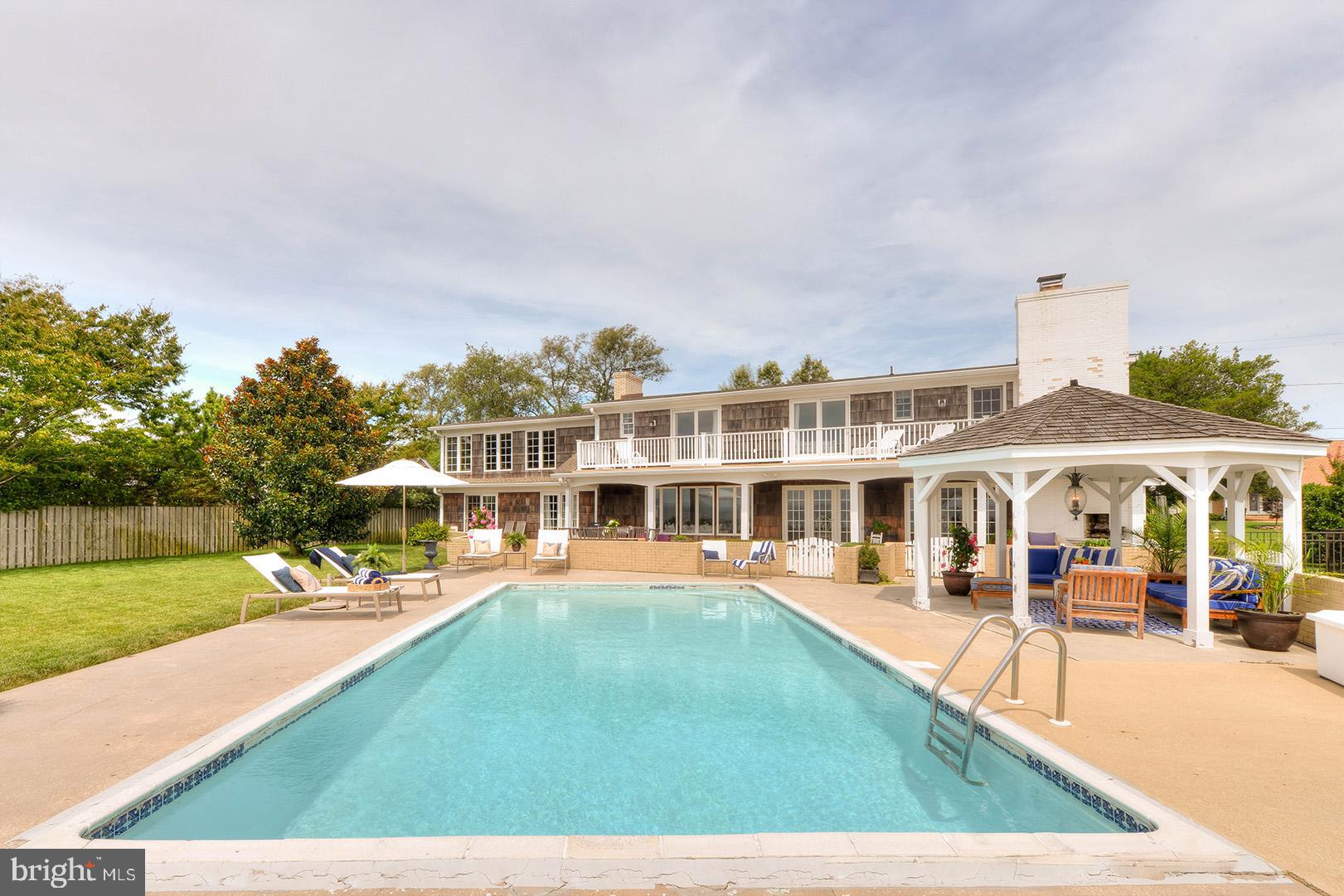 SEABREEZE DEV - Residential