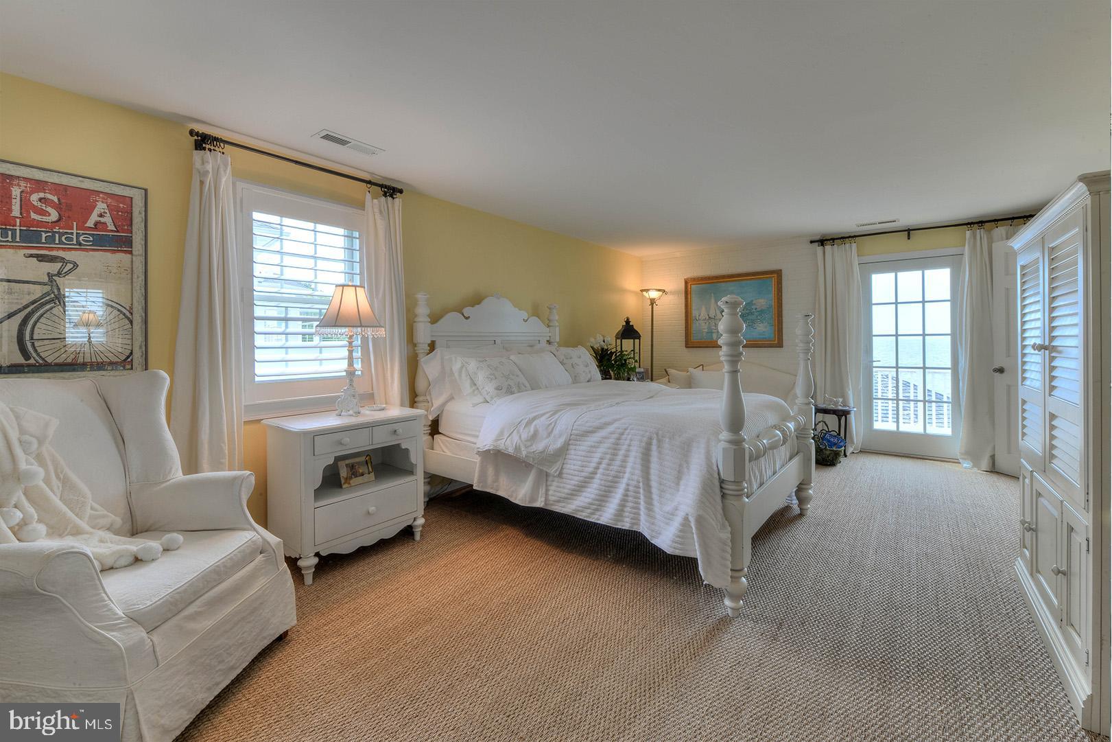 SEABREEZE DEV - Residential