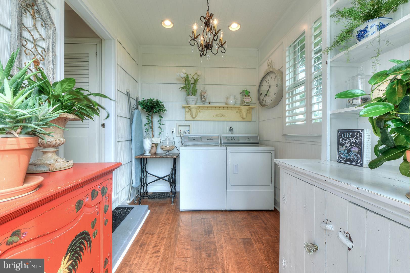 SEABREEZE DEV - Residential