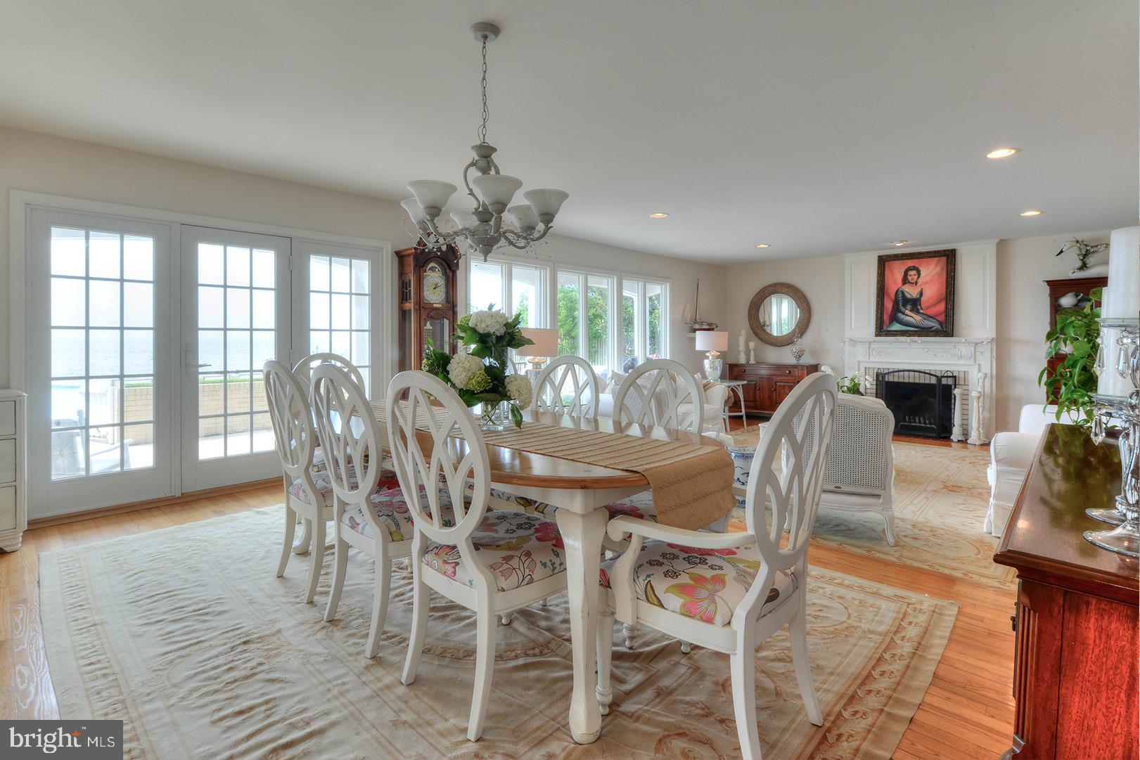 SEABREEZE DEV - Residential