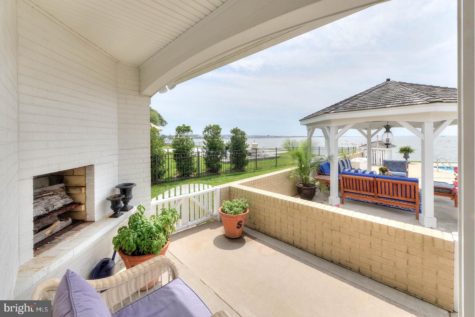 SEABREEZE DEV - Residential