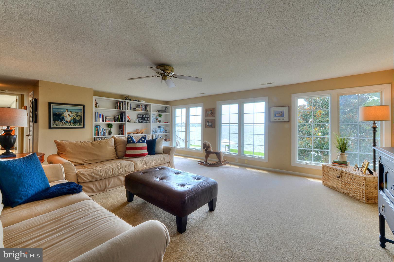 SEABREEZE DEV - Residential