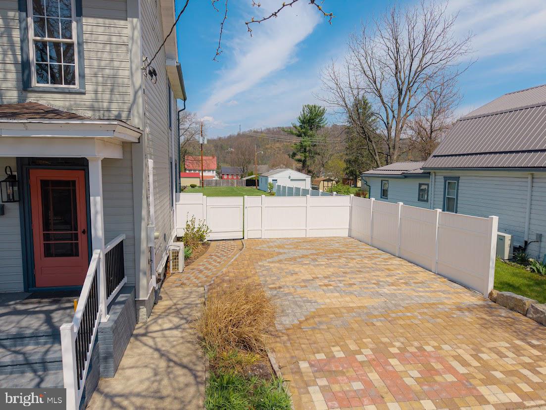 BEDFORD BORO - Residential