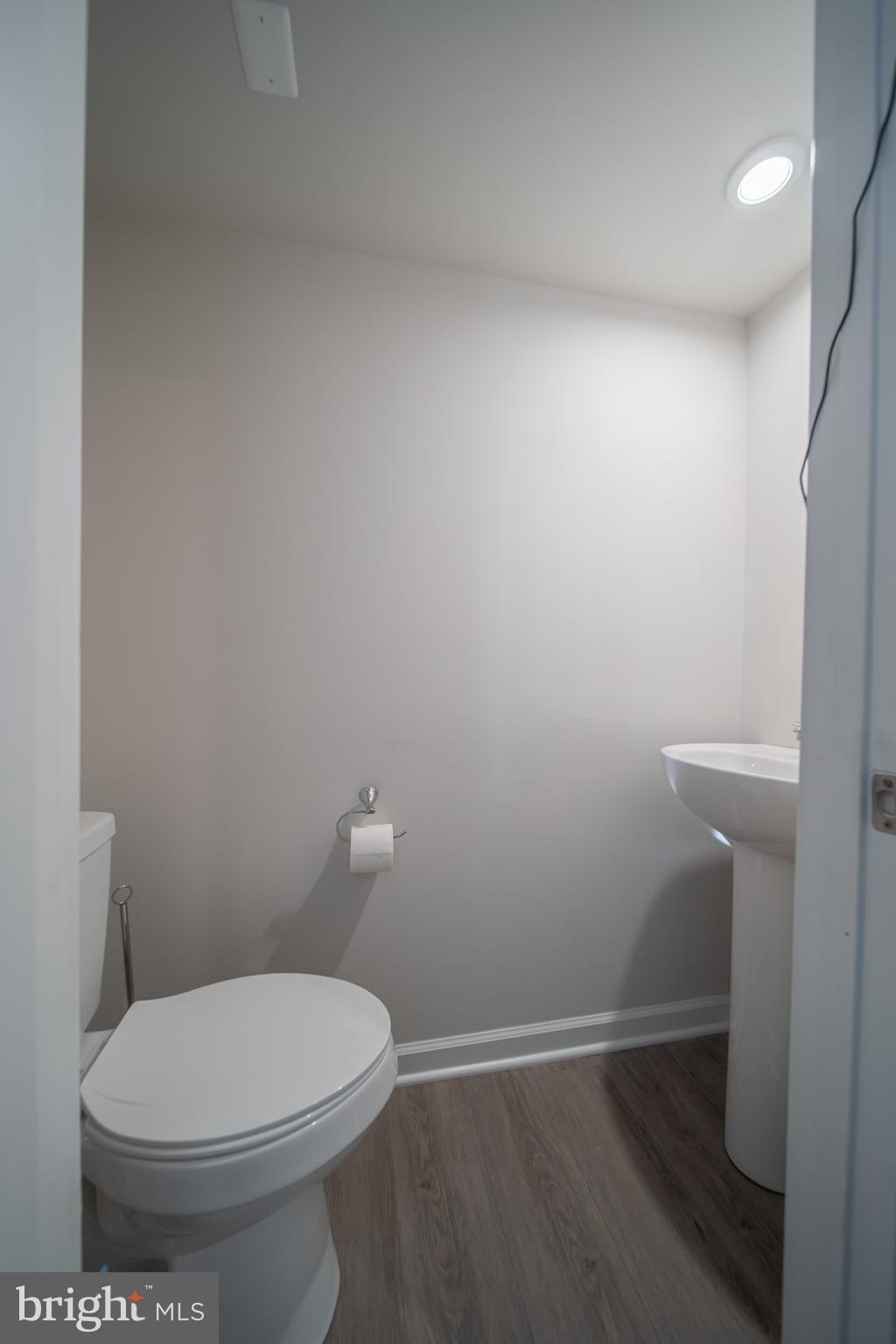 CARDINAL POINTE - Residential