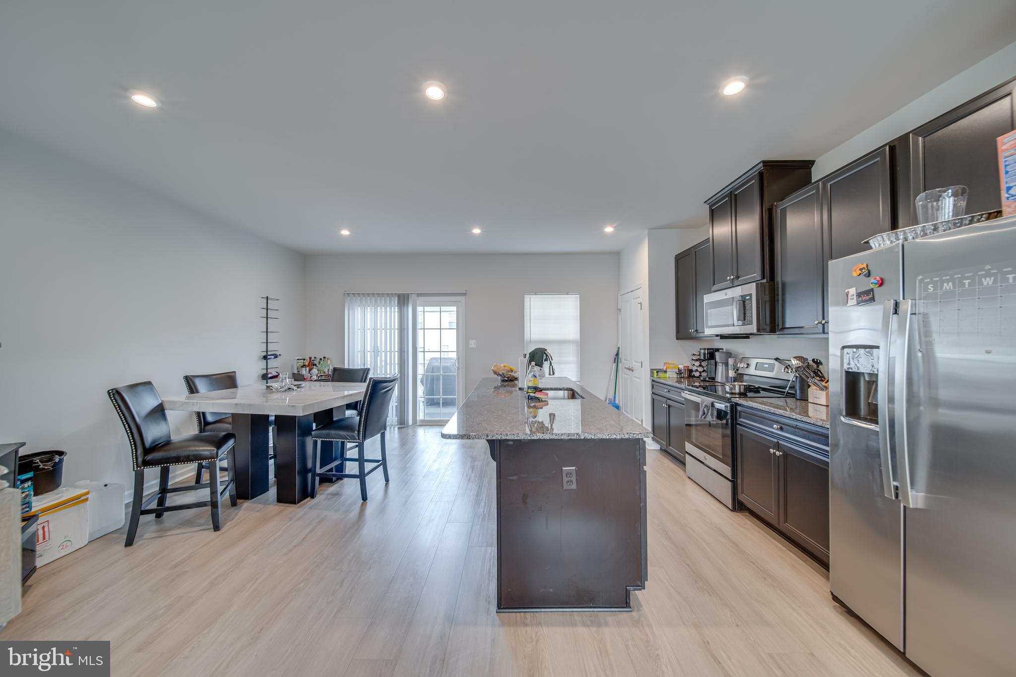 CARDINAL POINTE - Residential