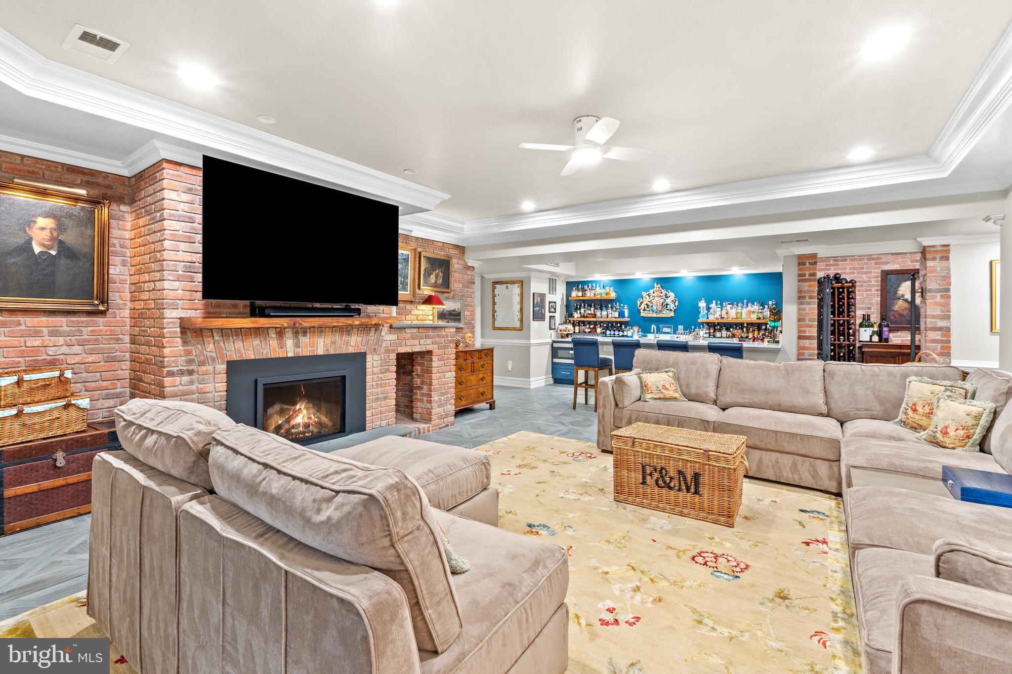 MOUNT IDA - Residential