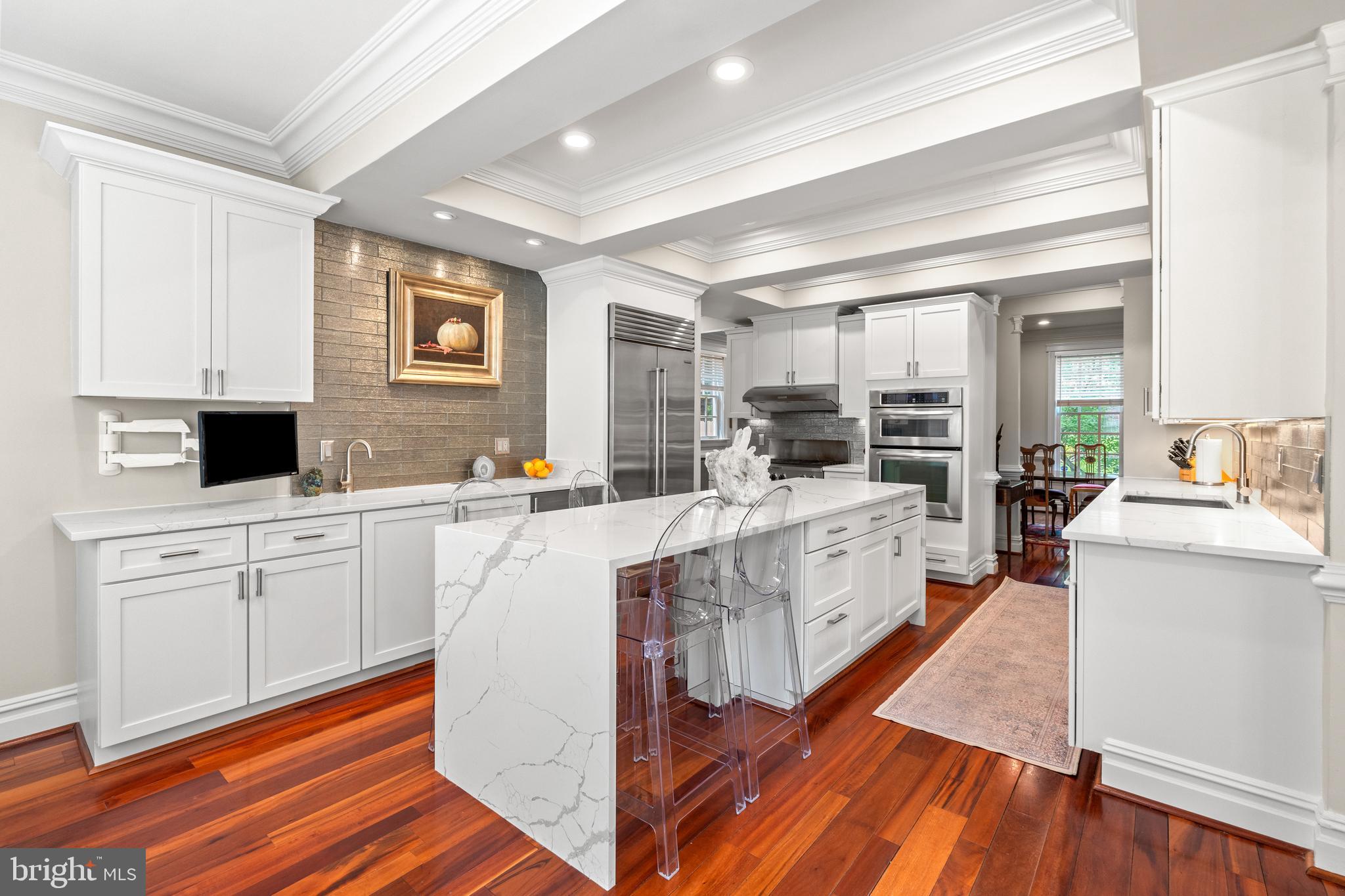 3107 RUSSELL ROAD