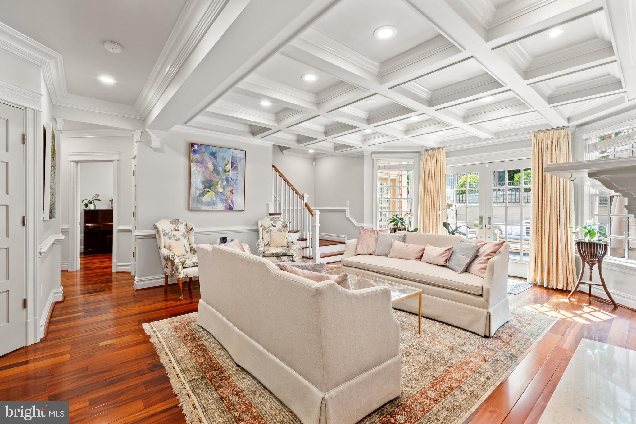 MOUNT IDA - Residential