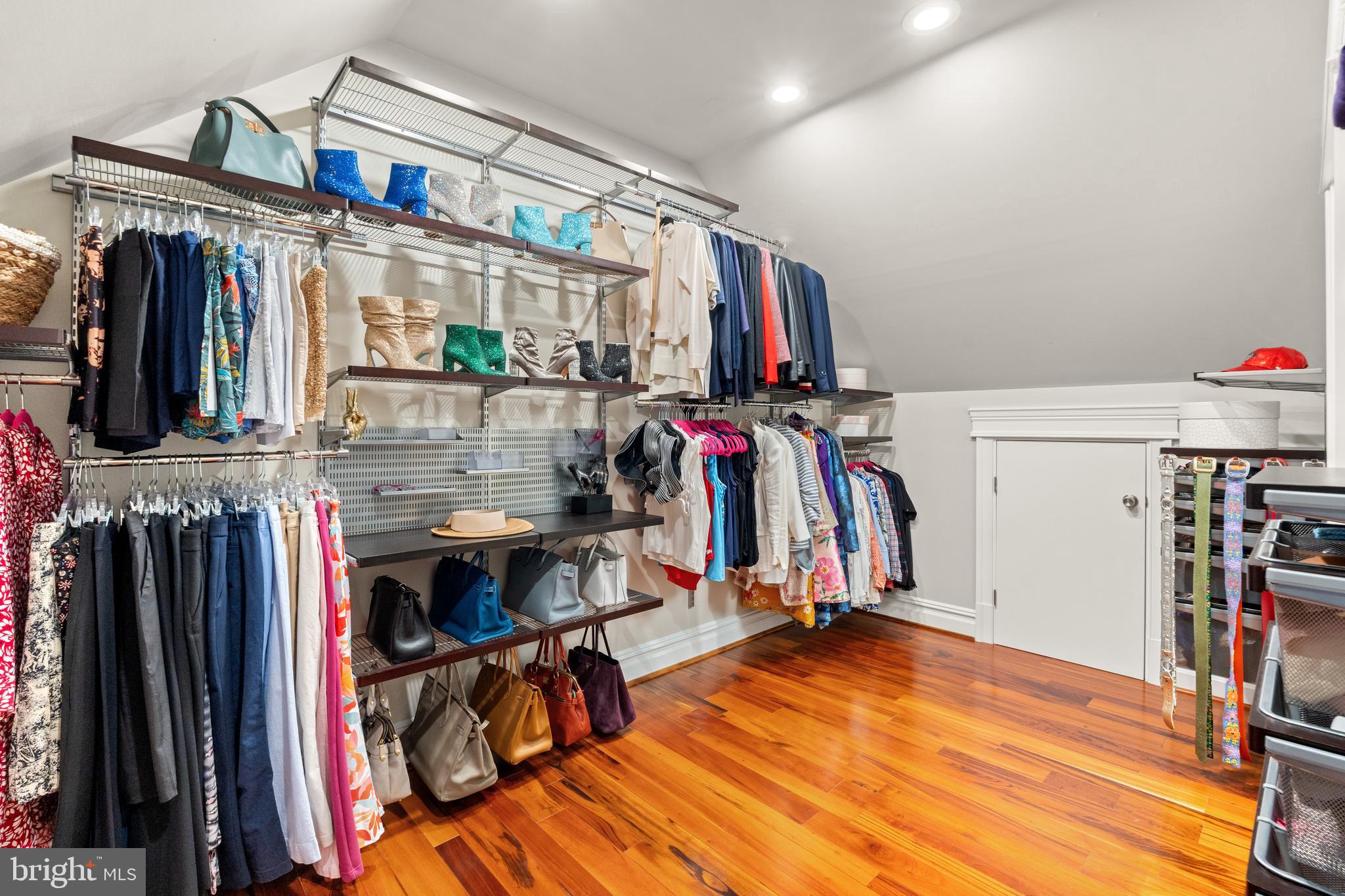 MOUNT IDA - Residential