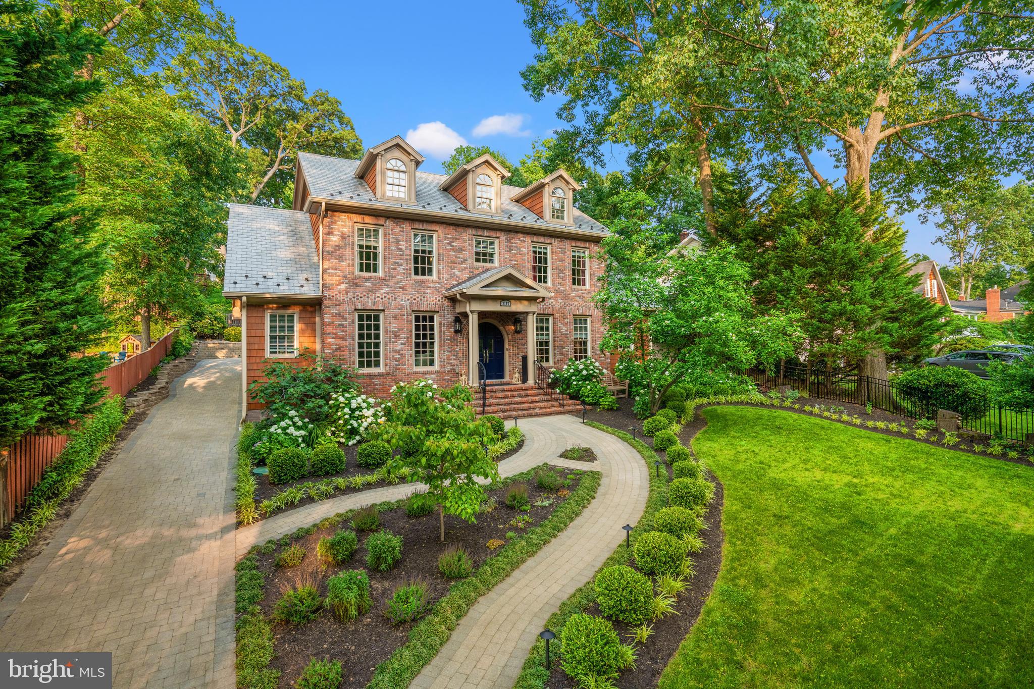 MOUNT IDA - Residential