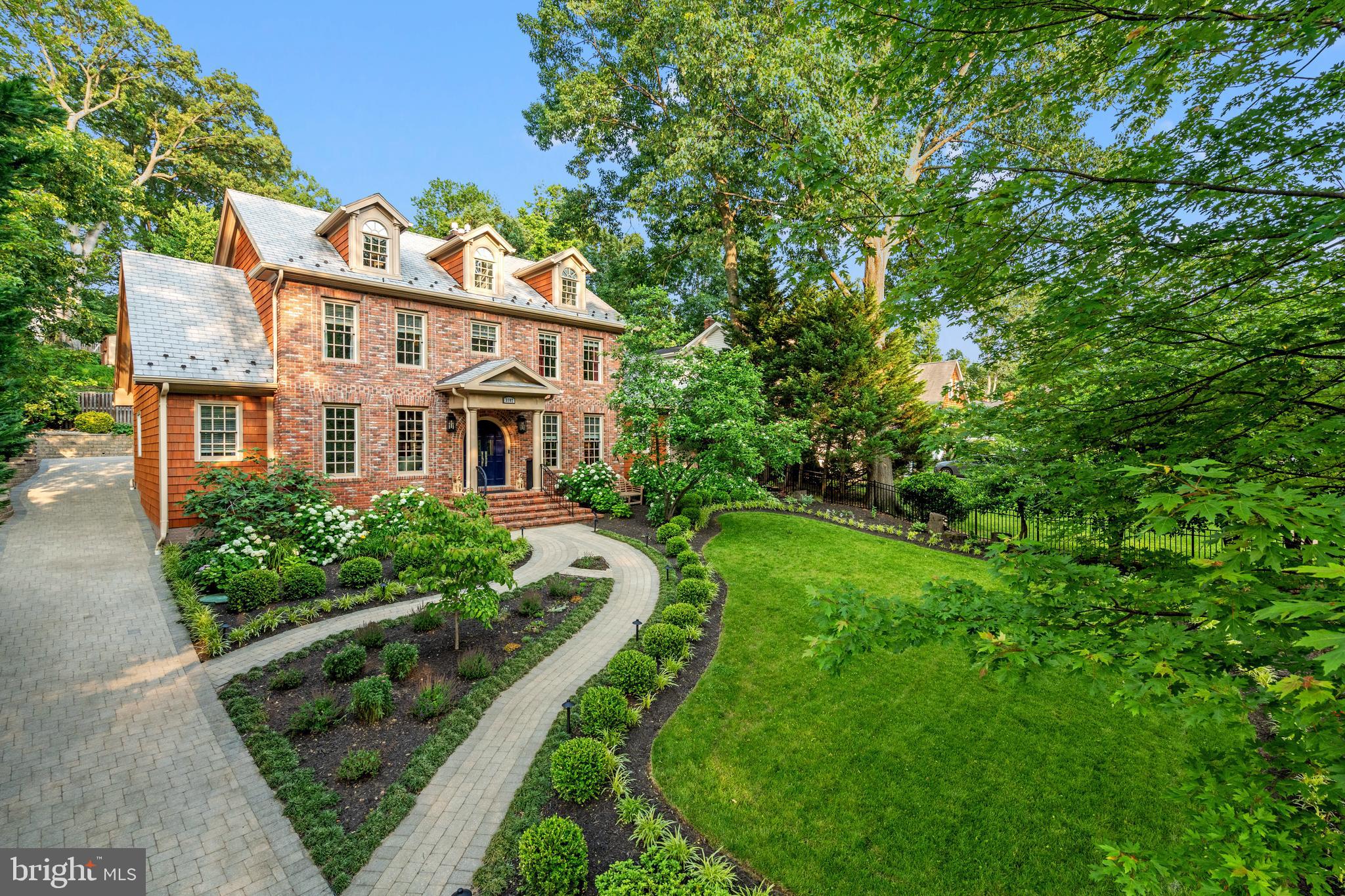 3107 RUSSELL ROAD