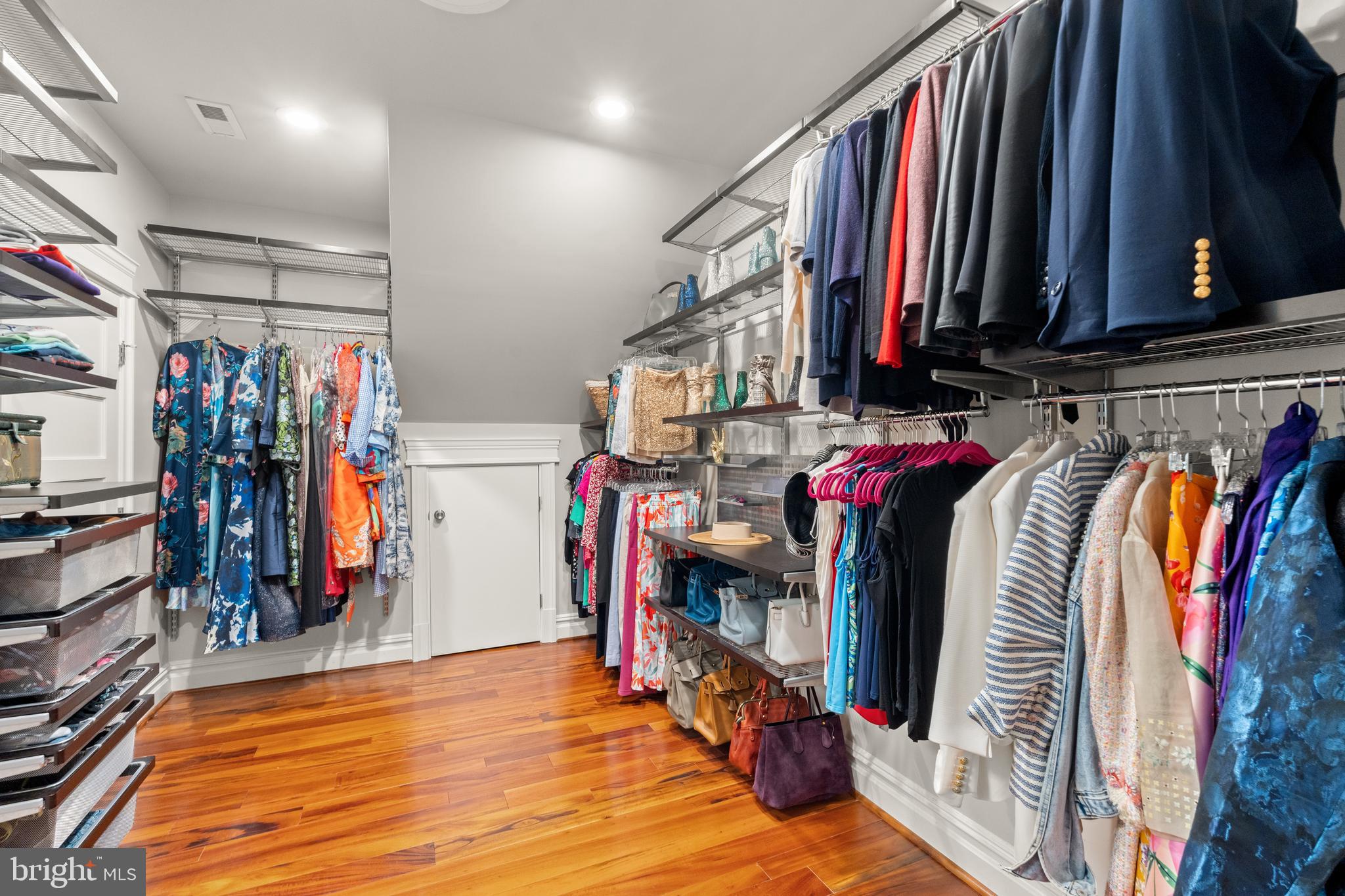 MOUNT IDA - Residential