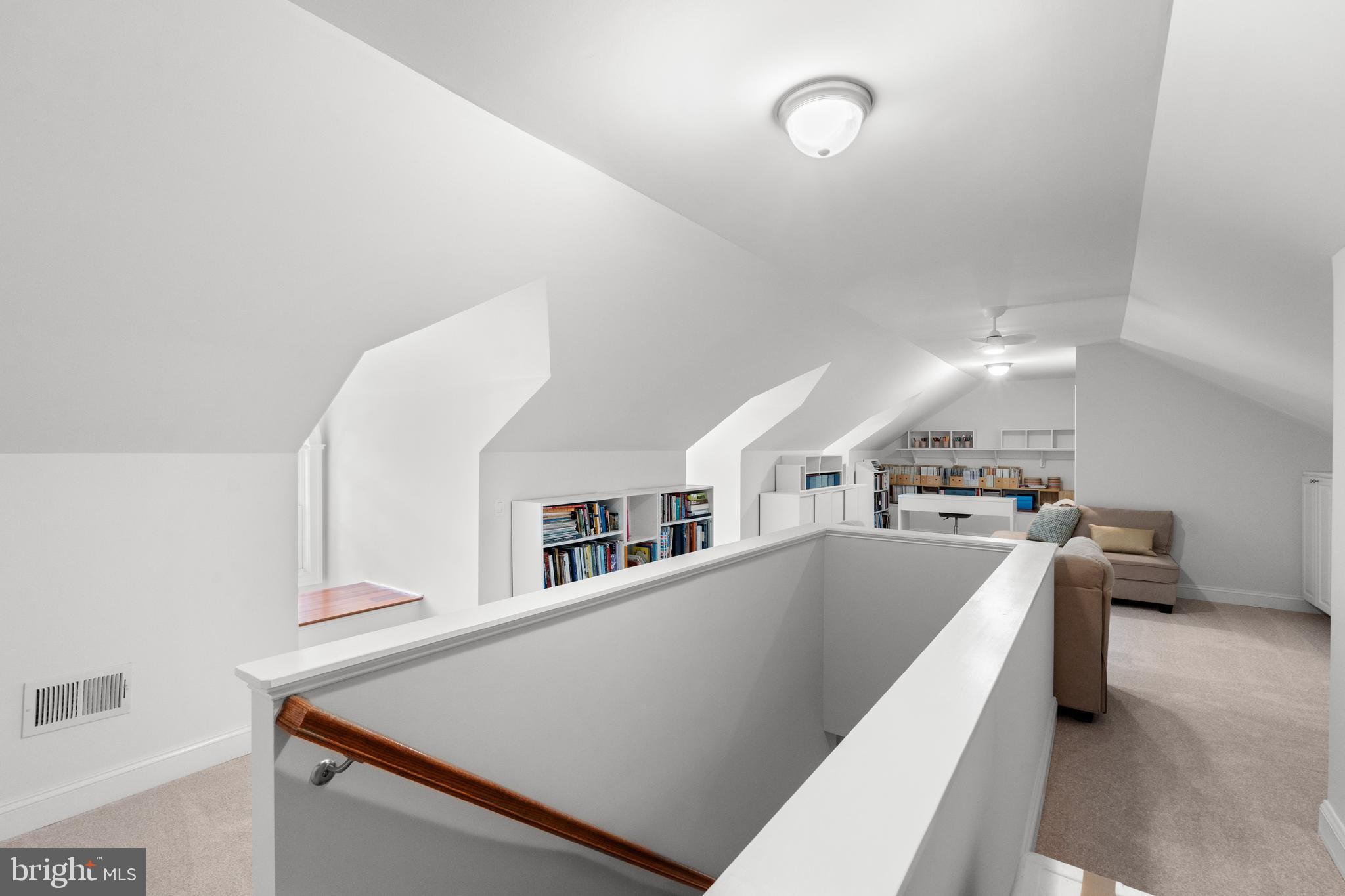 MOUNT IDA - Residential