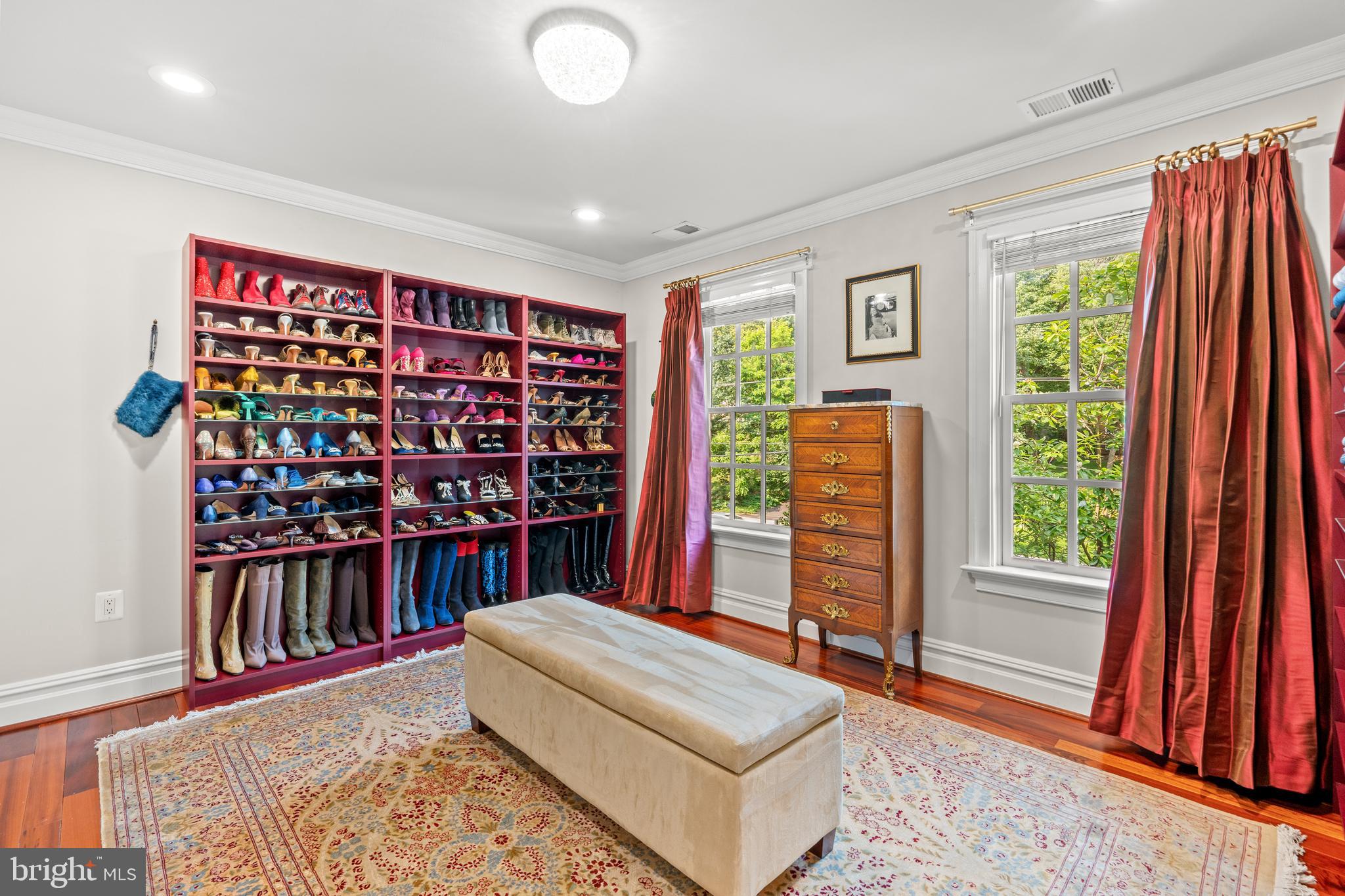 MOUNT IDA - Residential