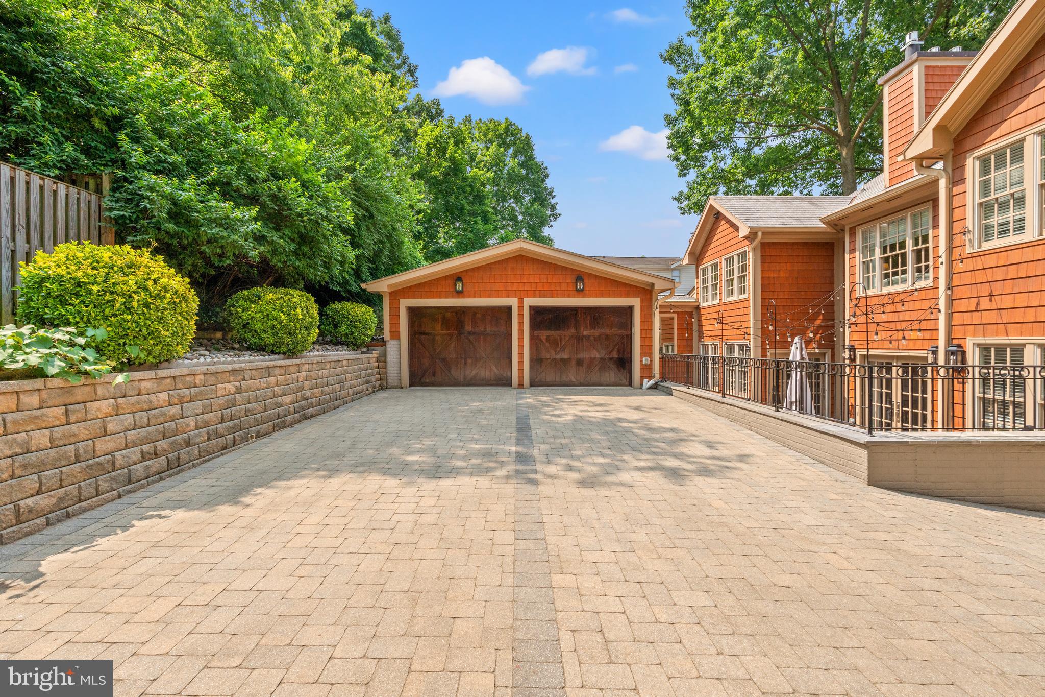 MOUNT IDA - Residential