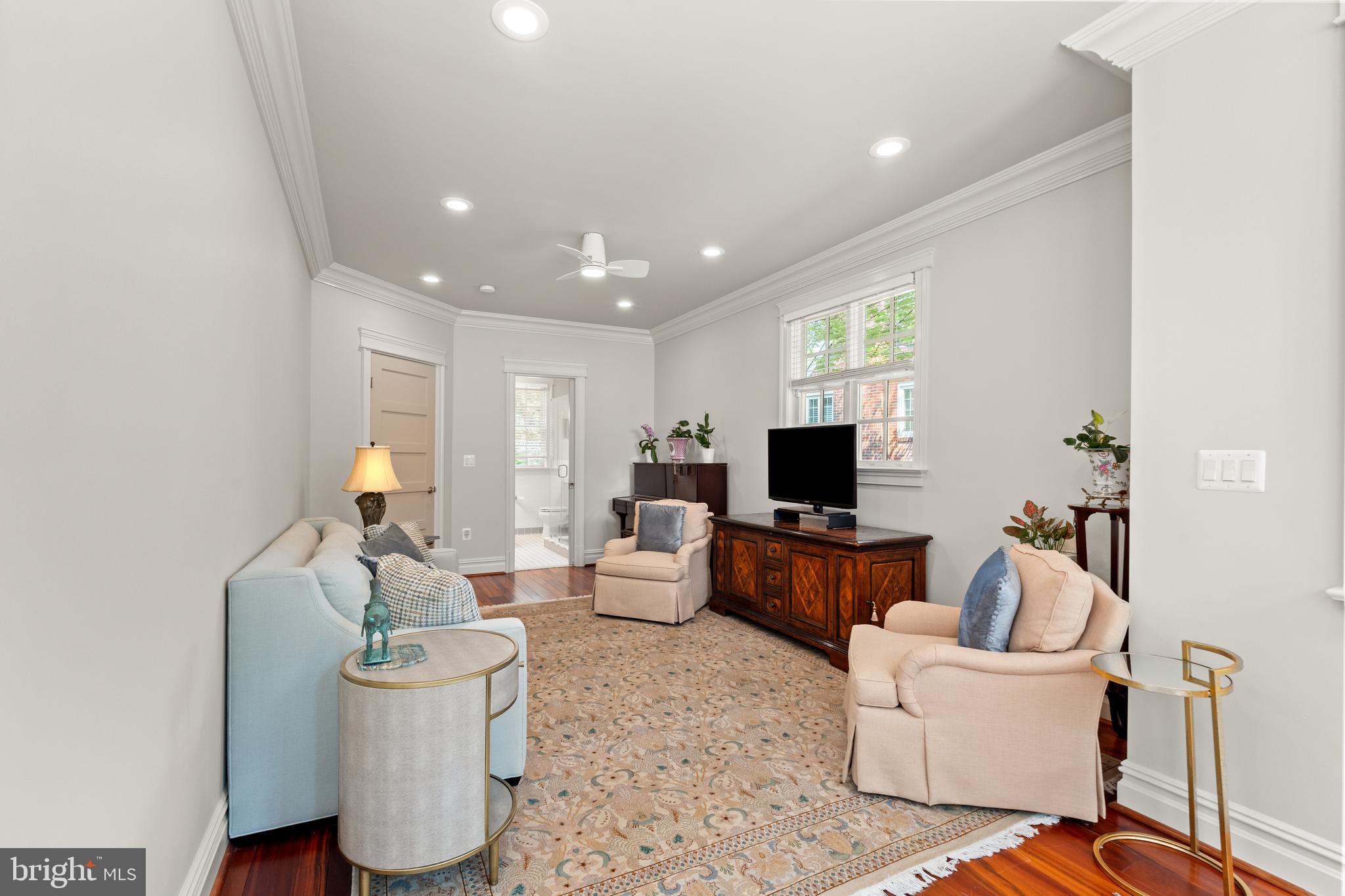 MOUNT IDA - Residential