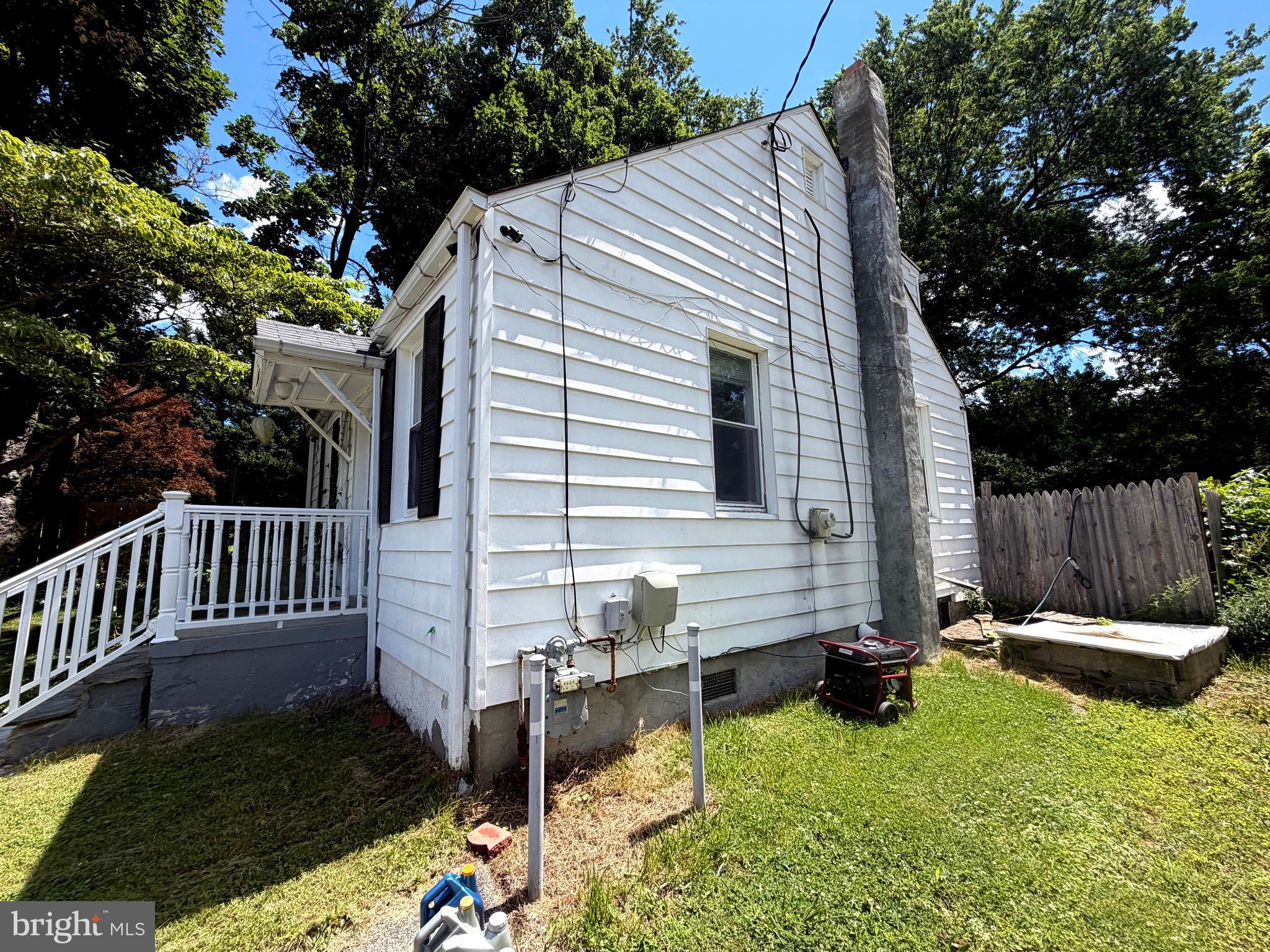 3307 CHAPMAN ROAD