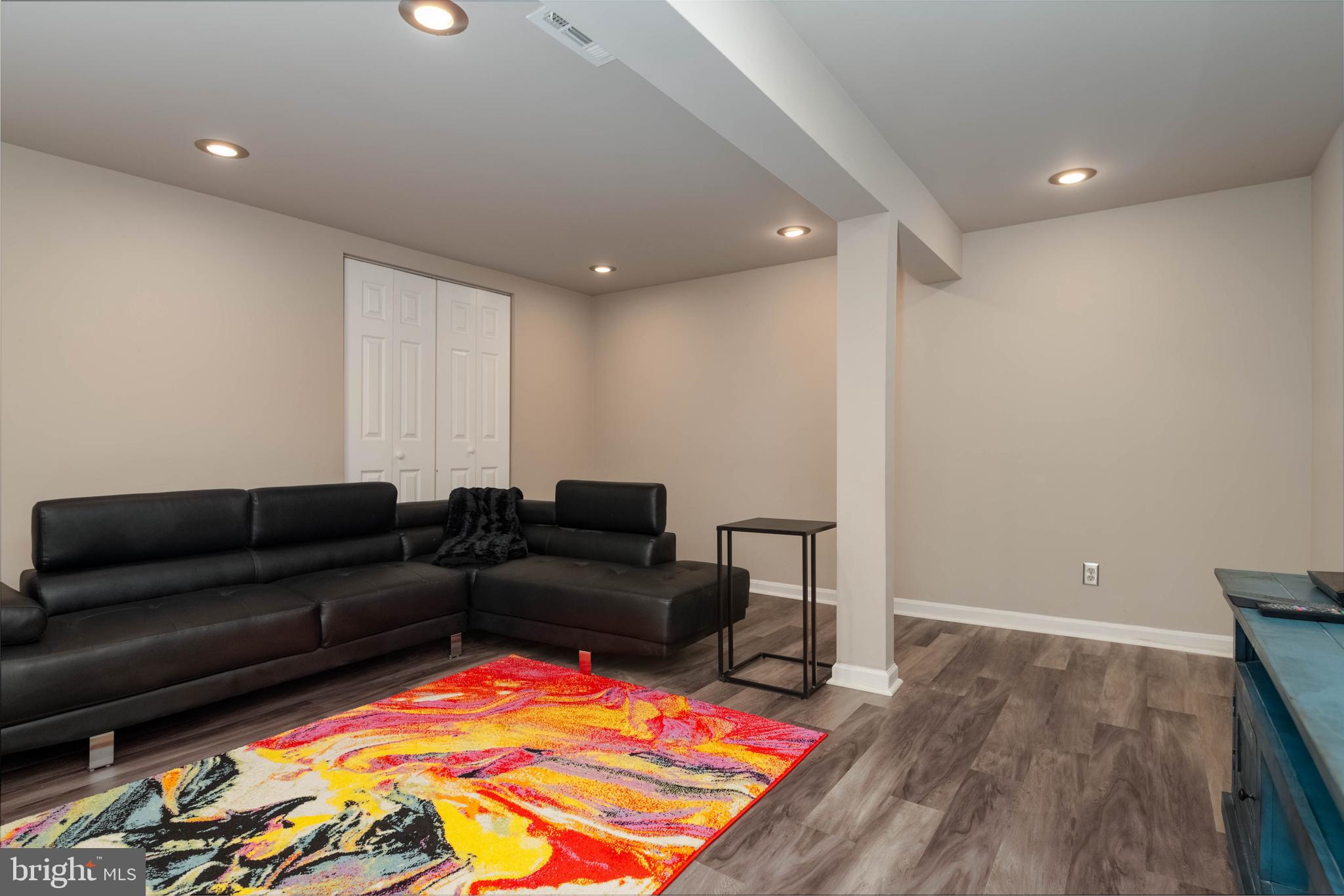 WHITEHURST - Residential