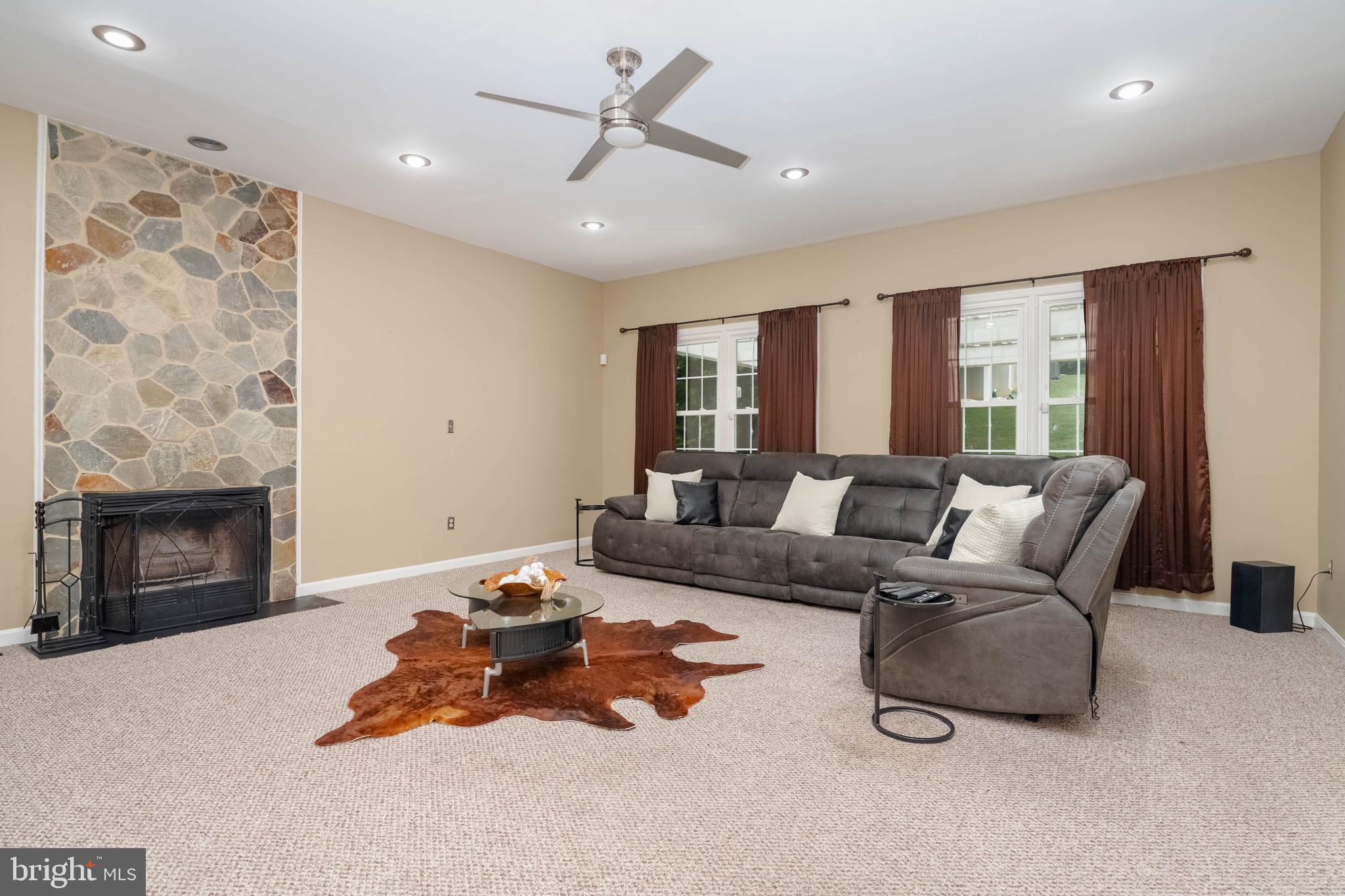 WHITEHURST - Residential