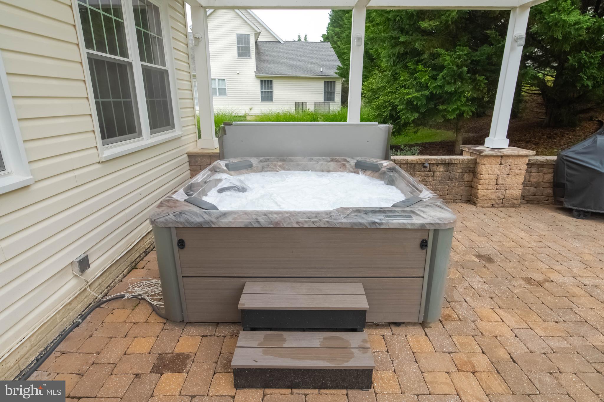 WHITEHURST - Residential