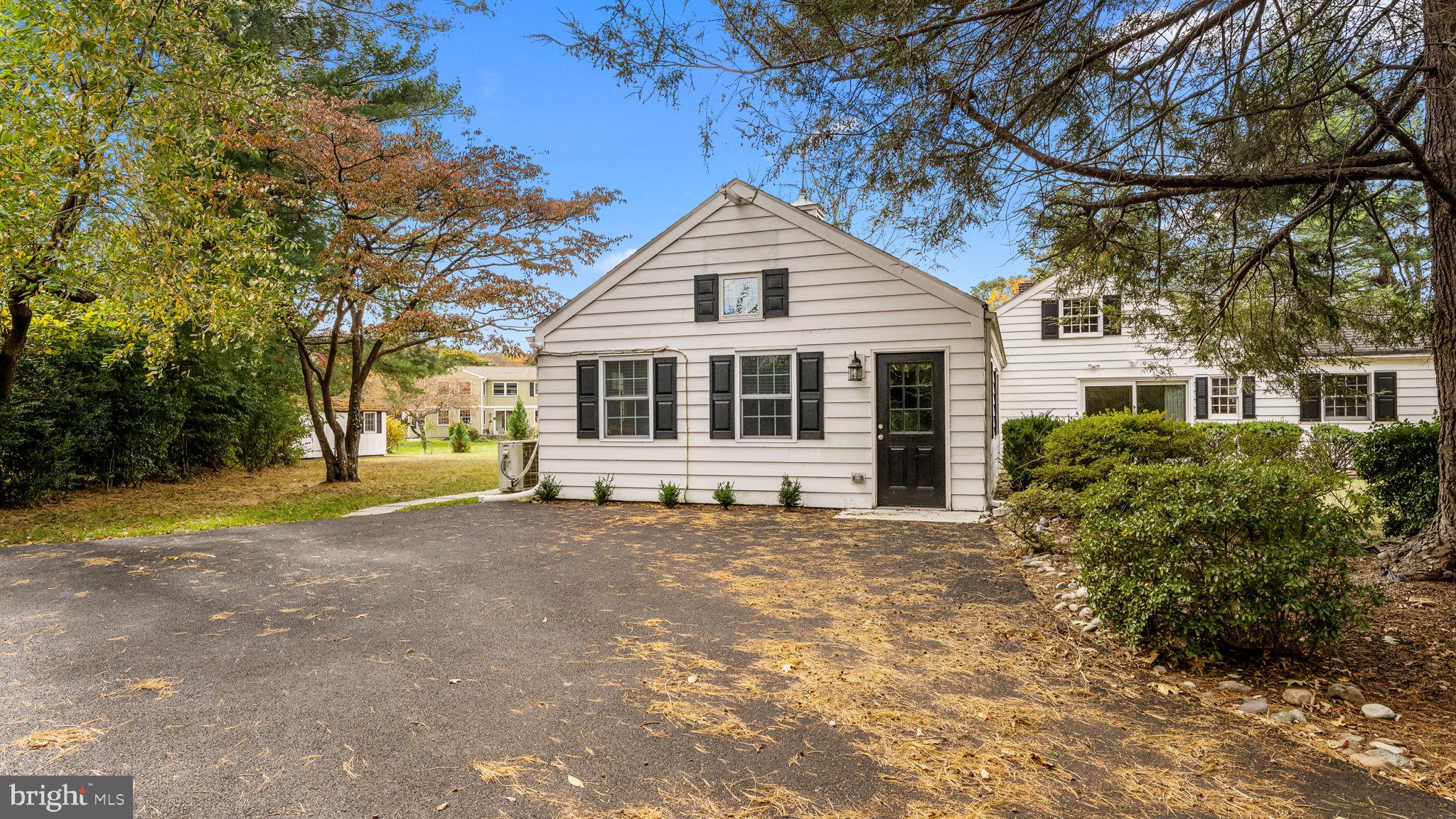 BUCKLAND VALLEY FA - Residential Lease