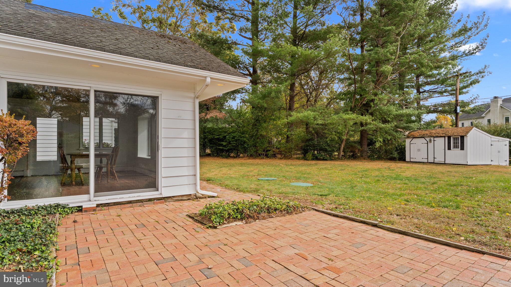 BUCKLAND VALLEY FA - Residential Lease