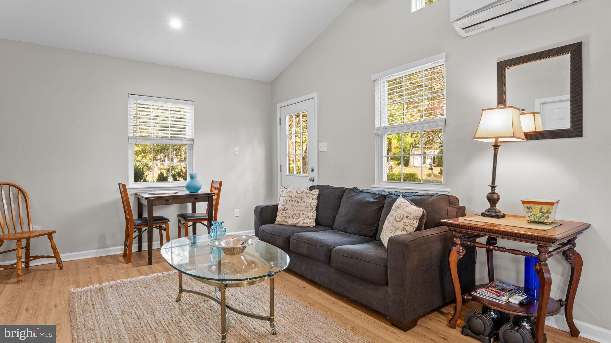 BUCKLAND VALLEY FA - Residential Lease