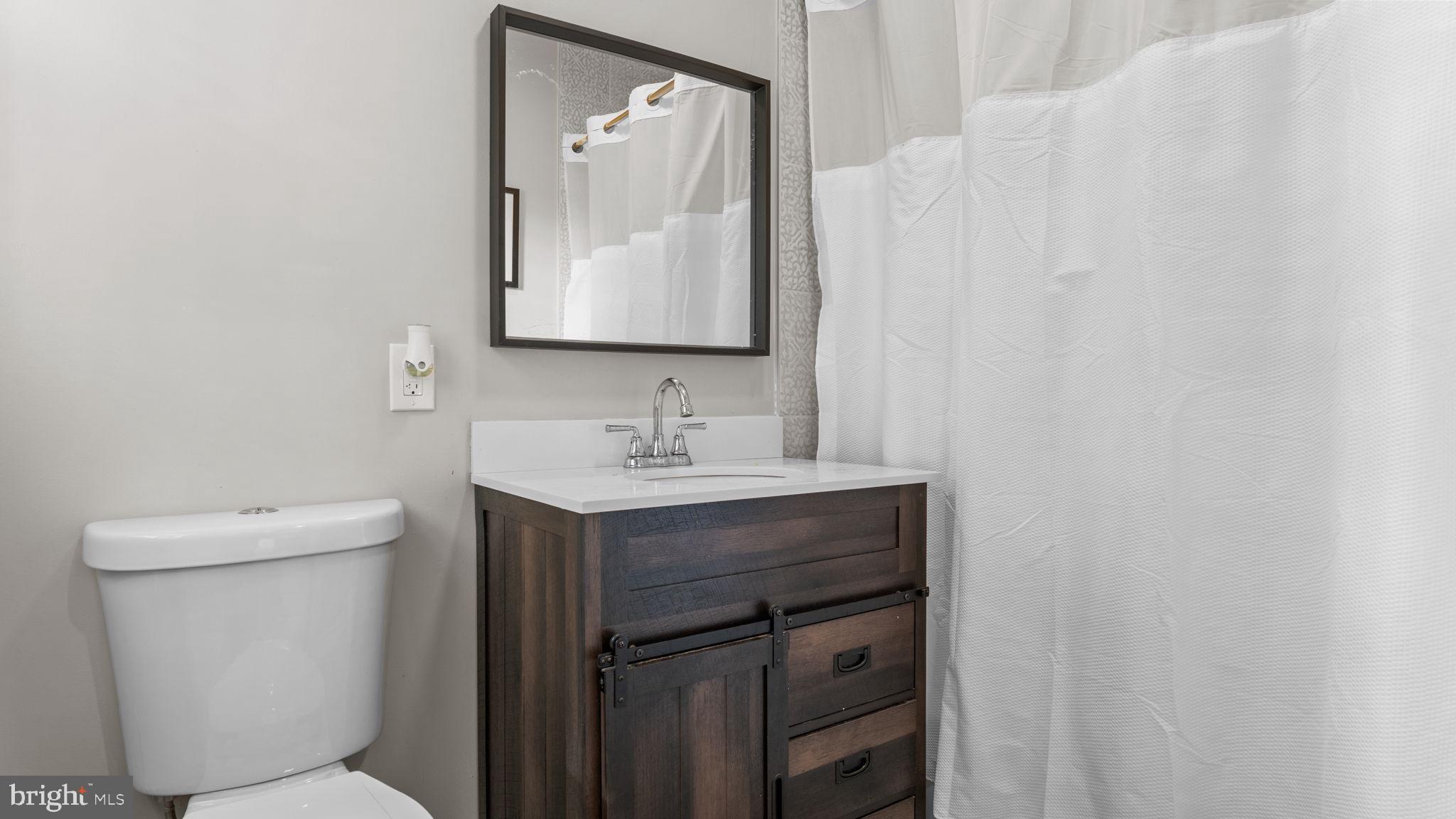 BUCKLAND VALLEY FA - Residential Lease