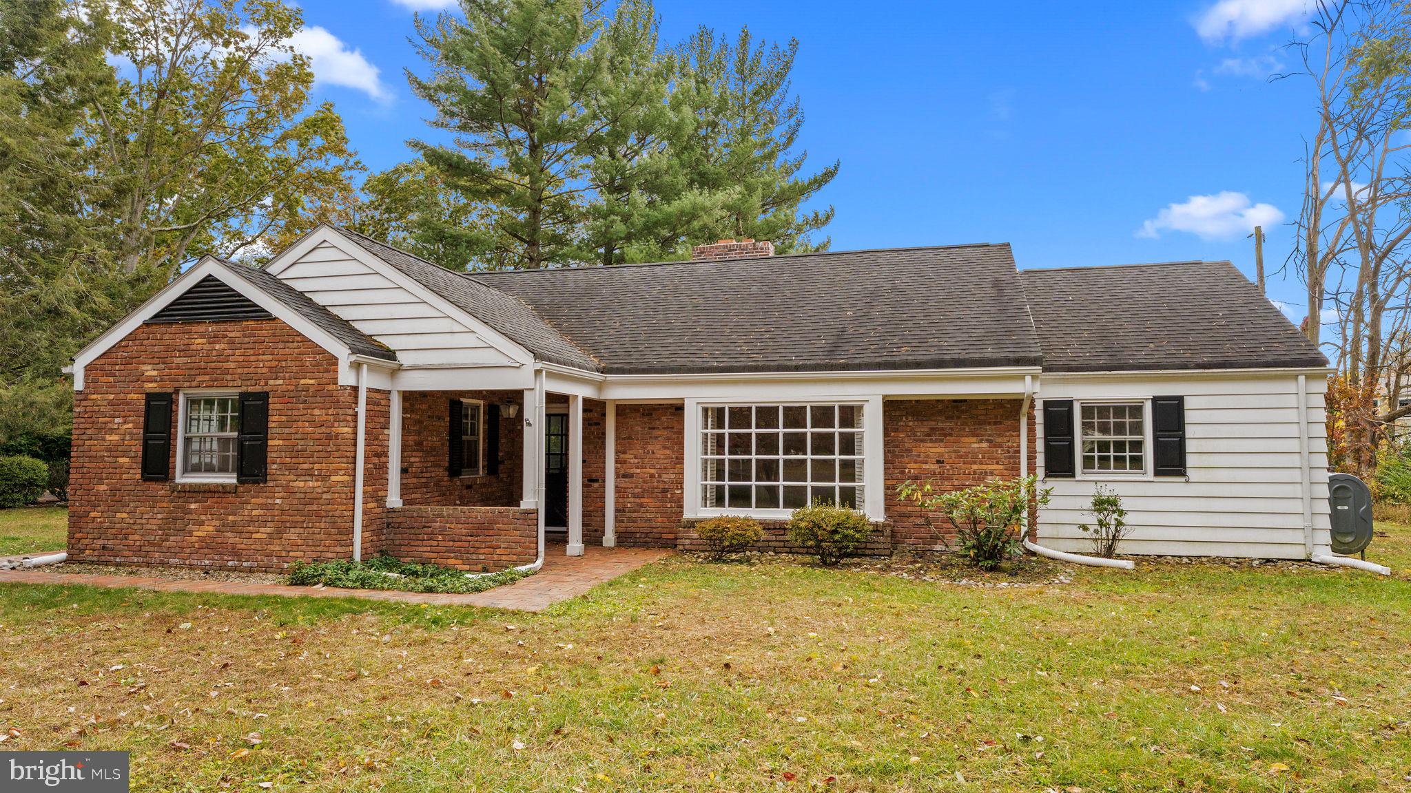 BUCKLAND VALLEY FA - Residential Lease