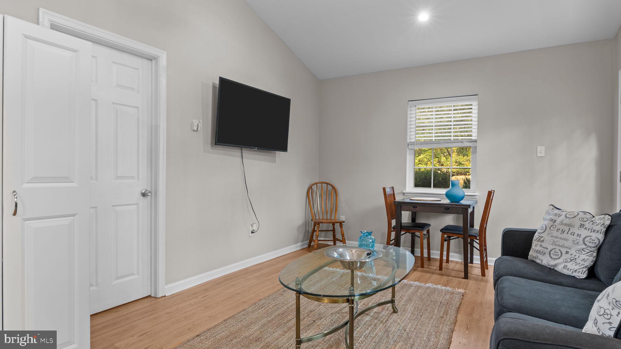 BUCKLAND VALLEY FA - Residential Lease