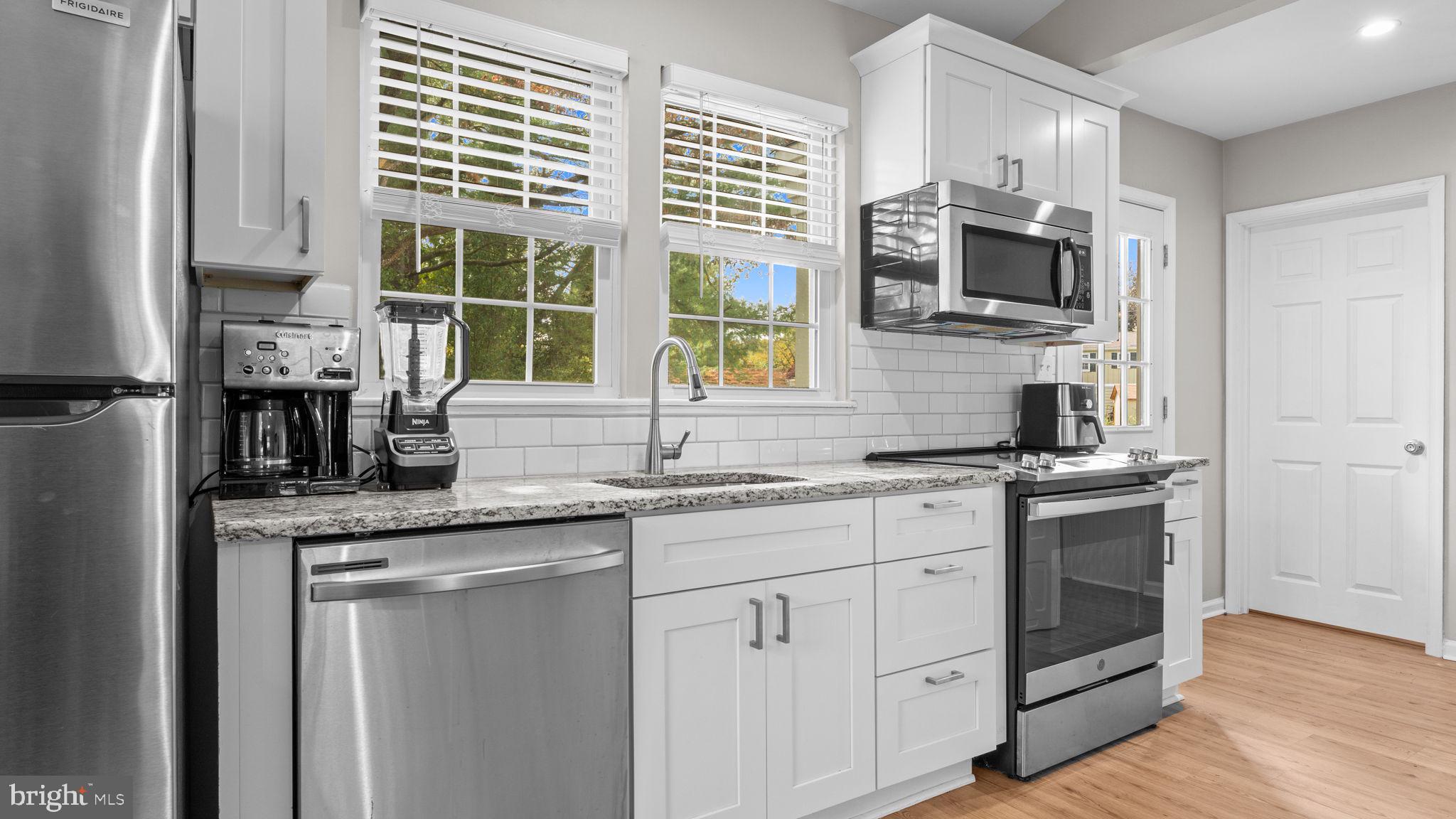 BUCKLAND VALLEY FA - Residential Lease