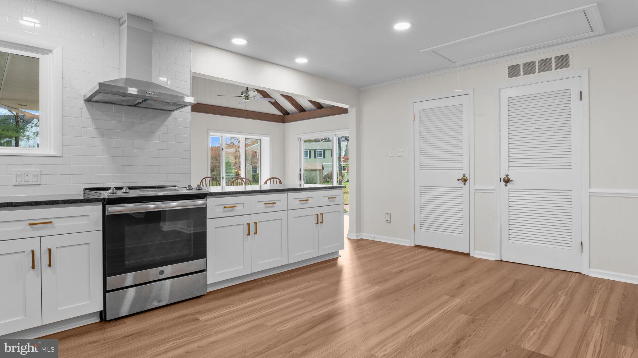 BUCKLAND VALLEY FA - Residential Lease