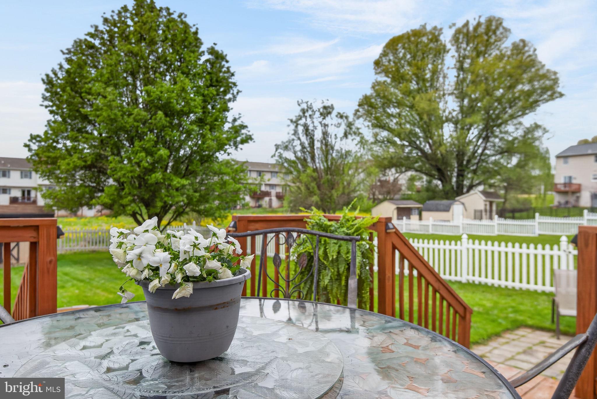 BROOK VIEW - Residential