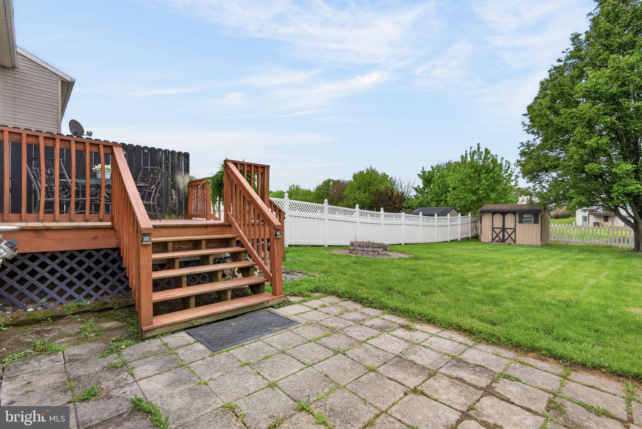 BROOK VIEW - Residential