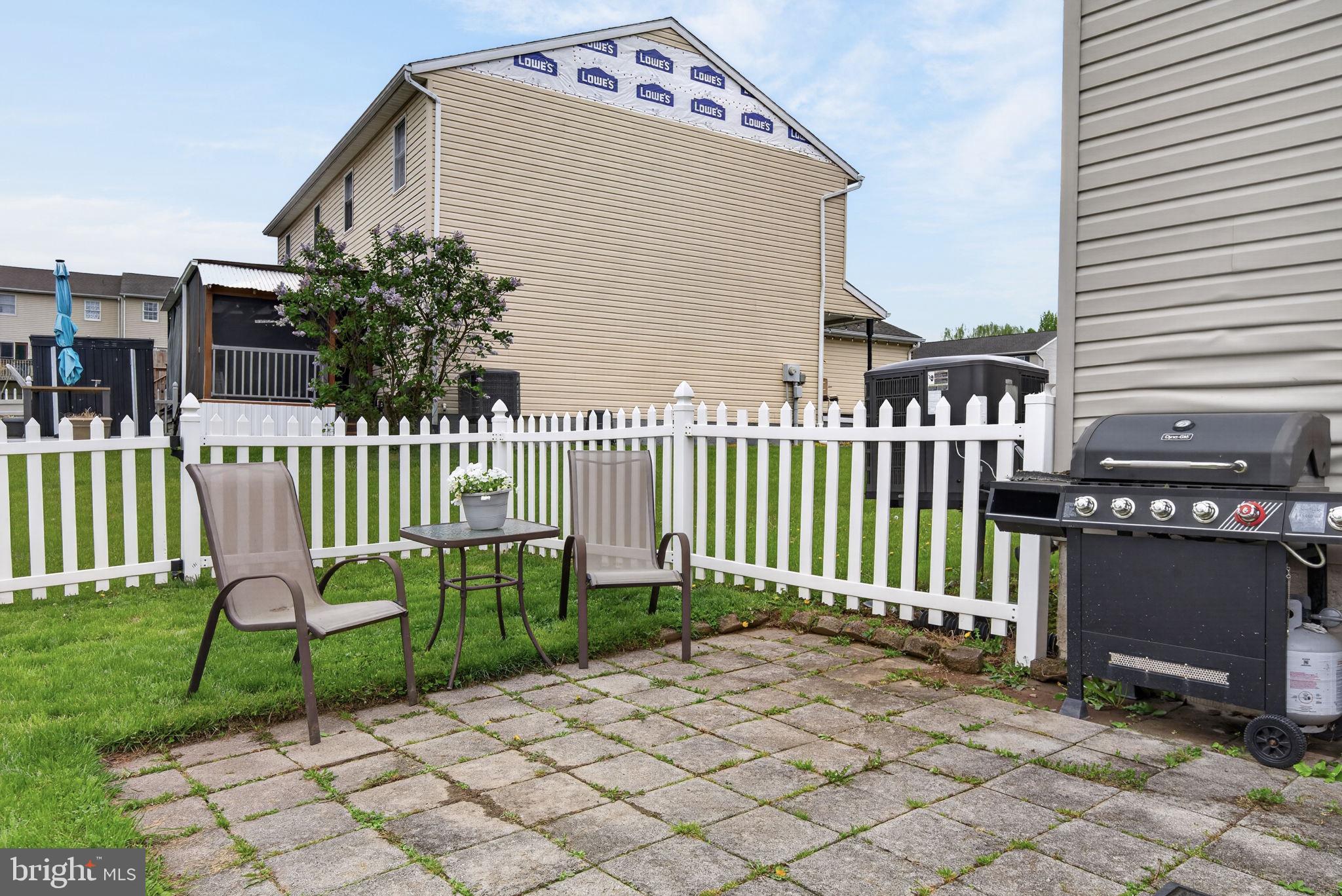 BROOK VIEW - Residential