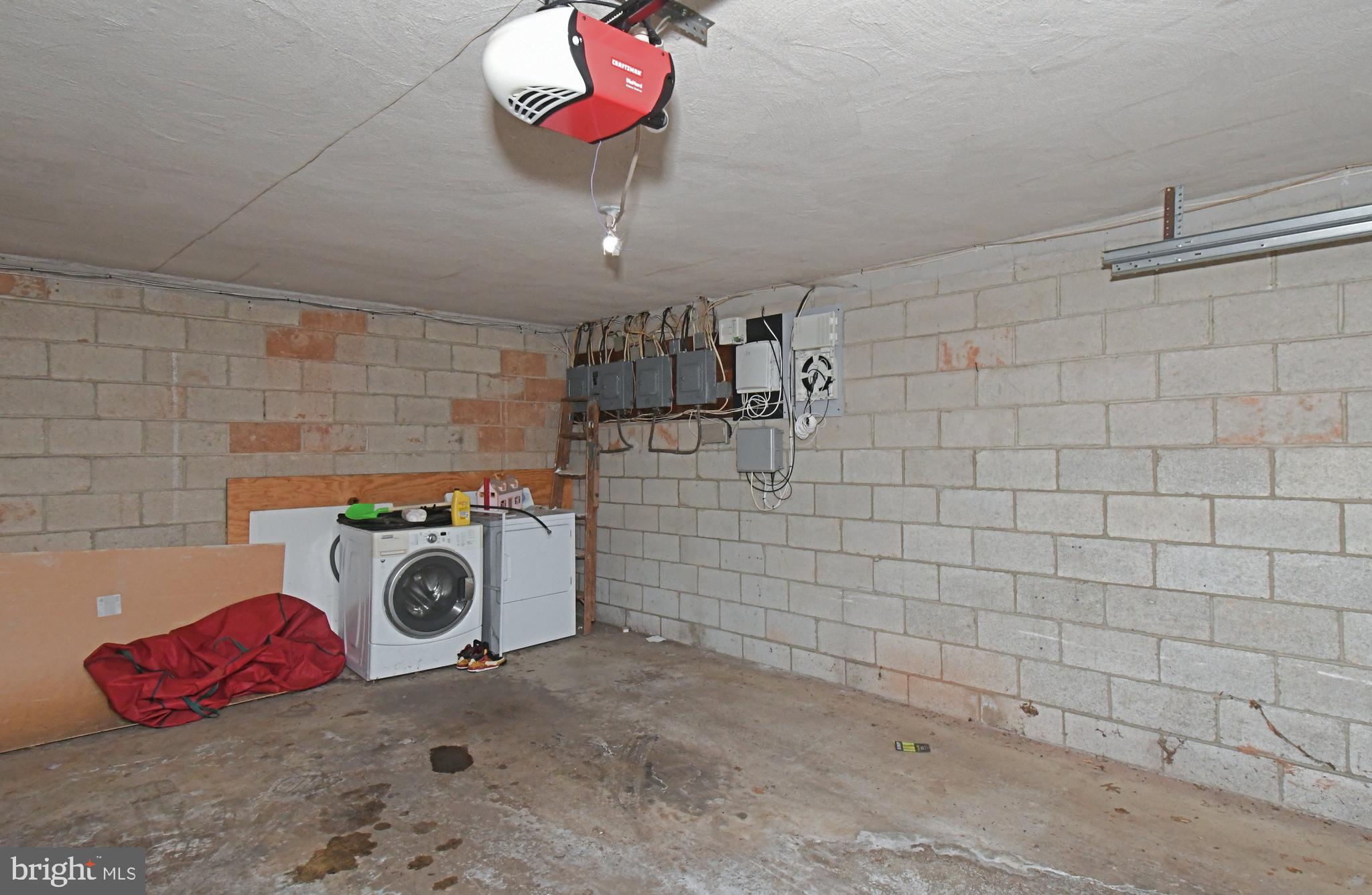 PENN BROOKE - Residential