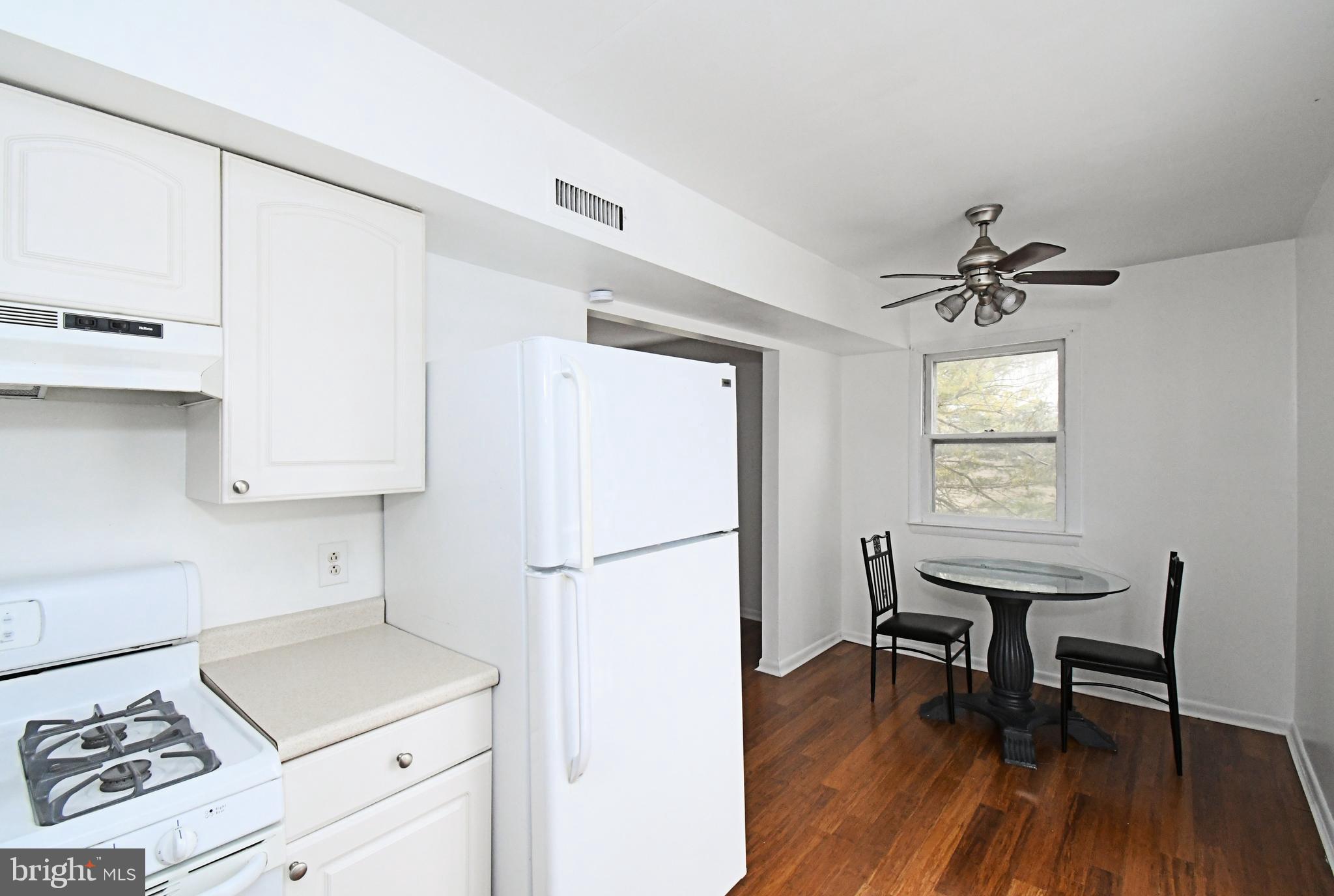 PENN BROOKE - Residential