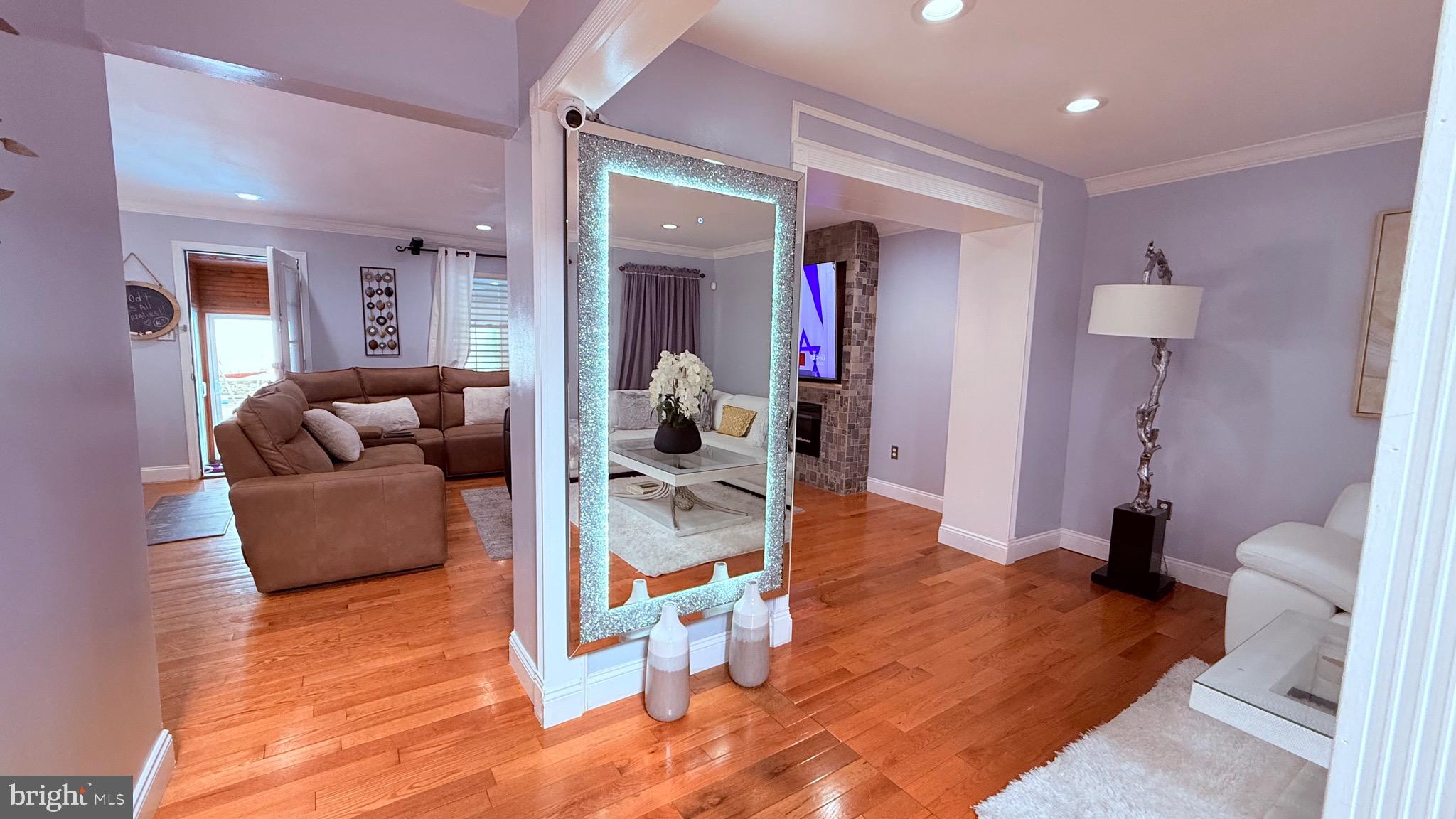 BUSTLETON - Residential