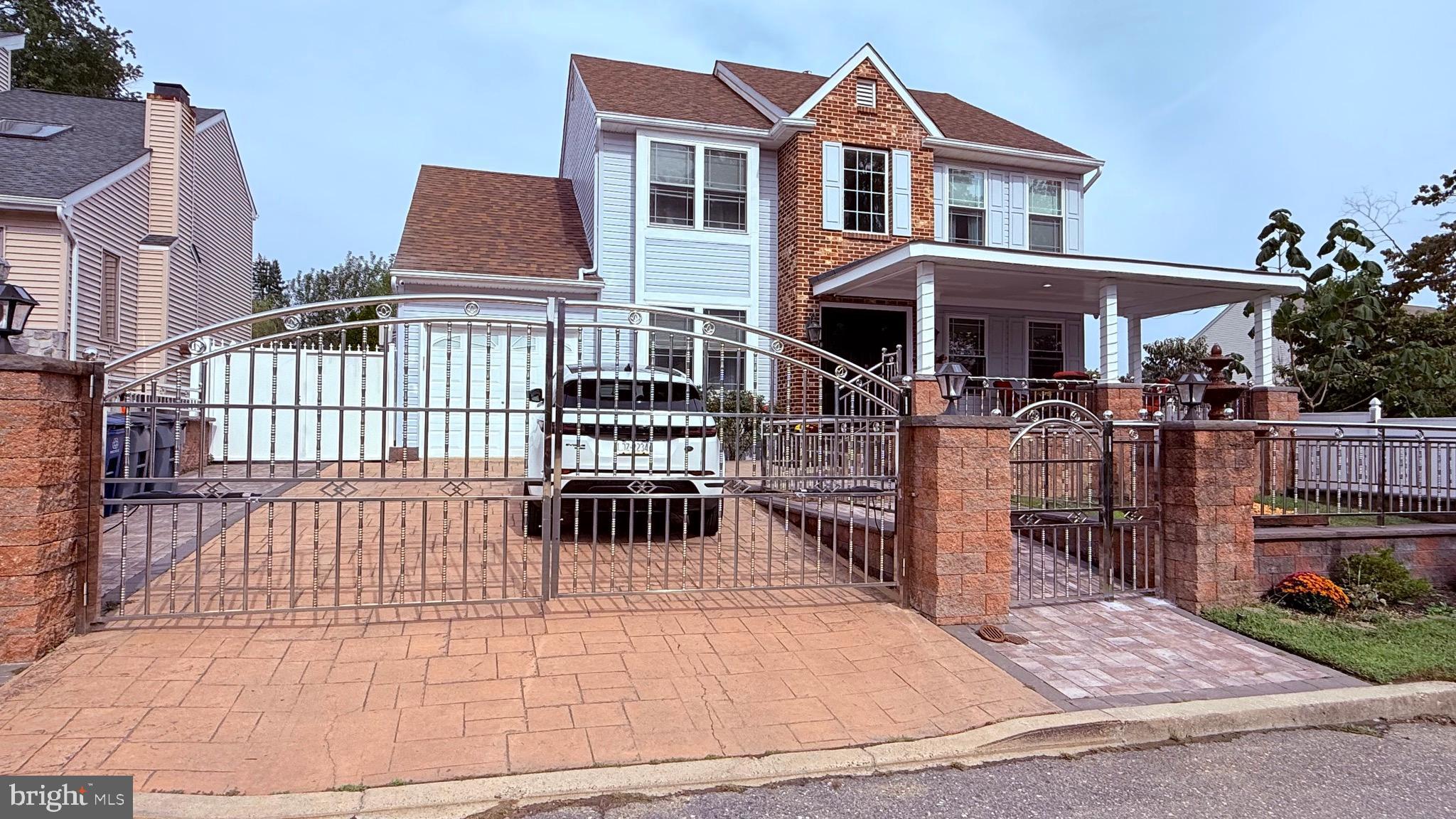 8905 SPRINGVIEW ROAD