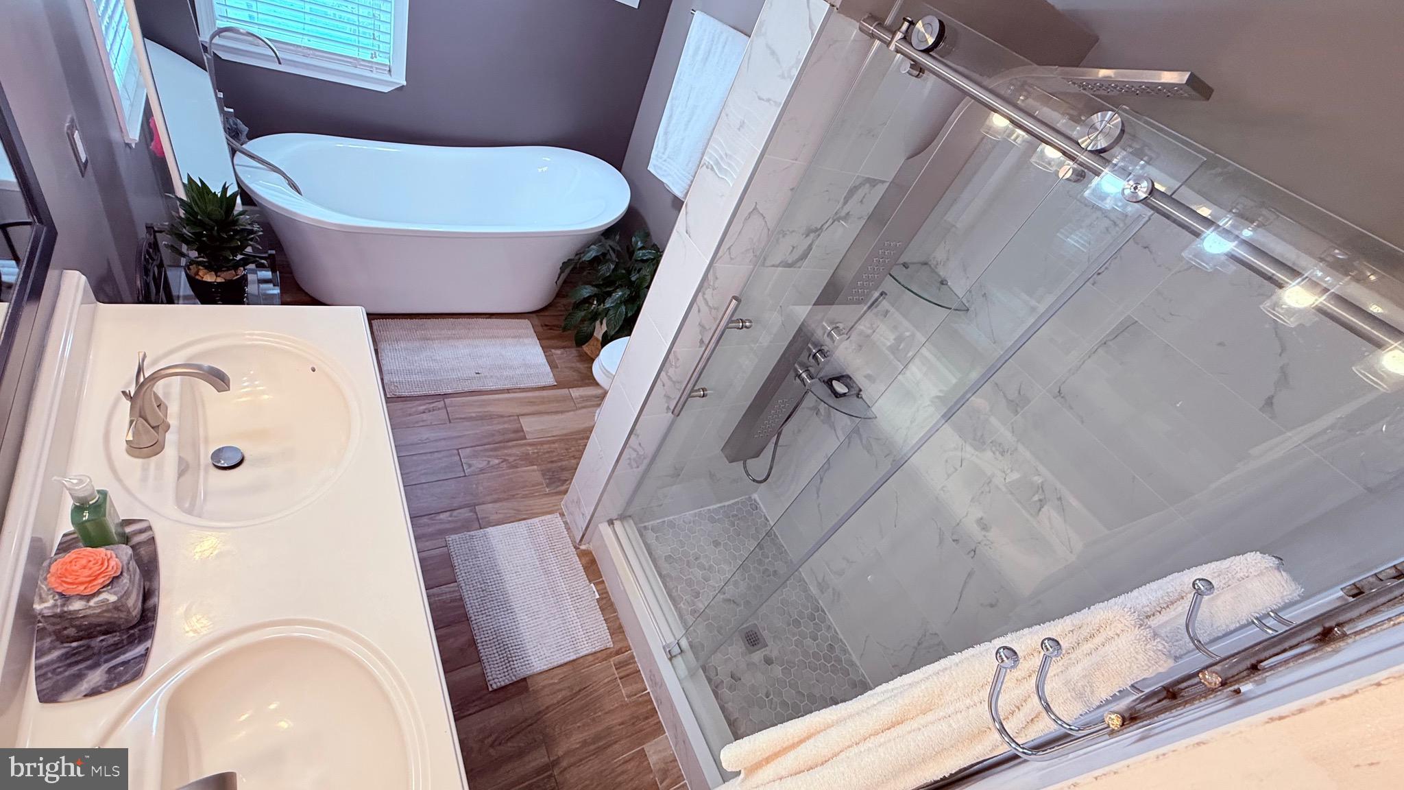 BUSTLETON - Residential