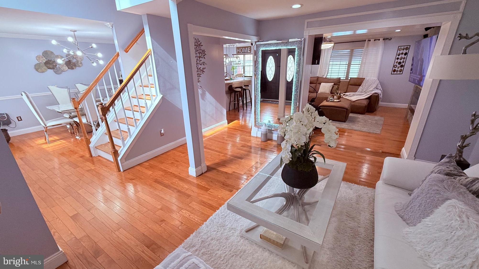 BUSTLETON - Residential