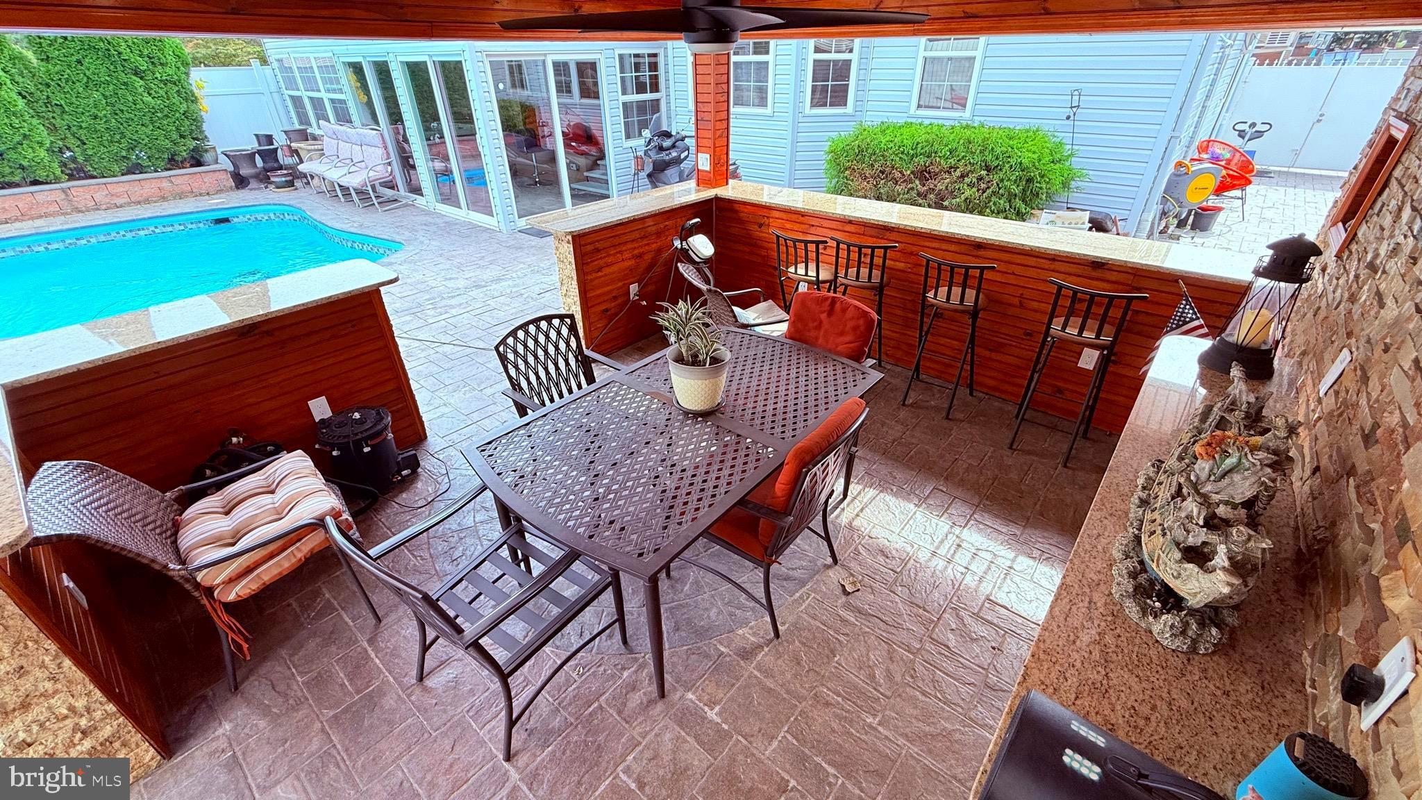 BUSTLETON - Residential