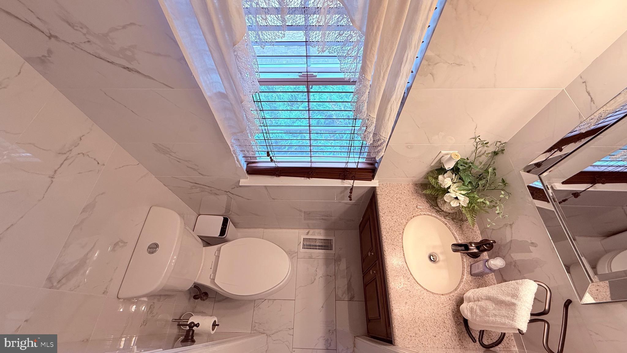 BUSTLETON - Residential