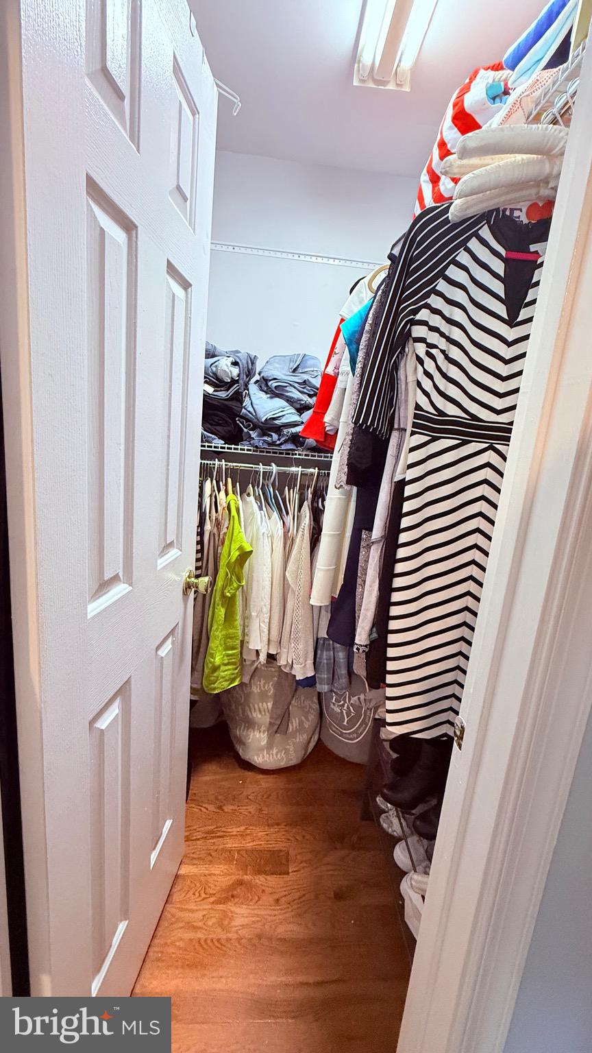 BUSTLETON - Residential