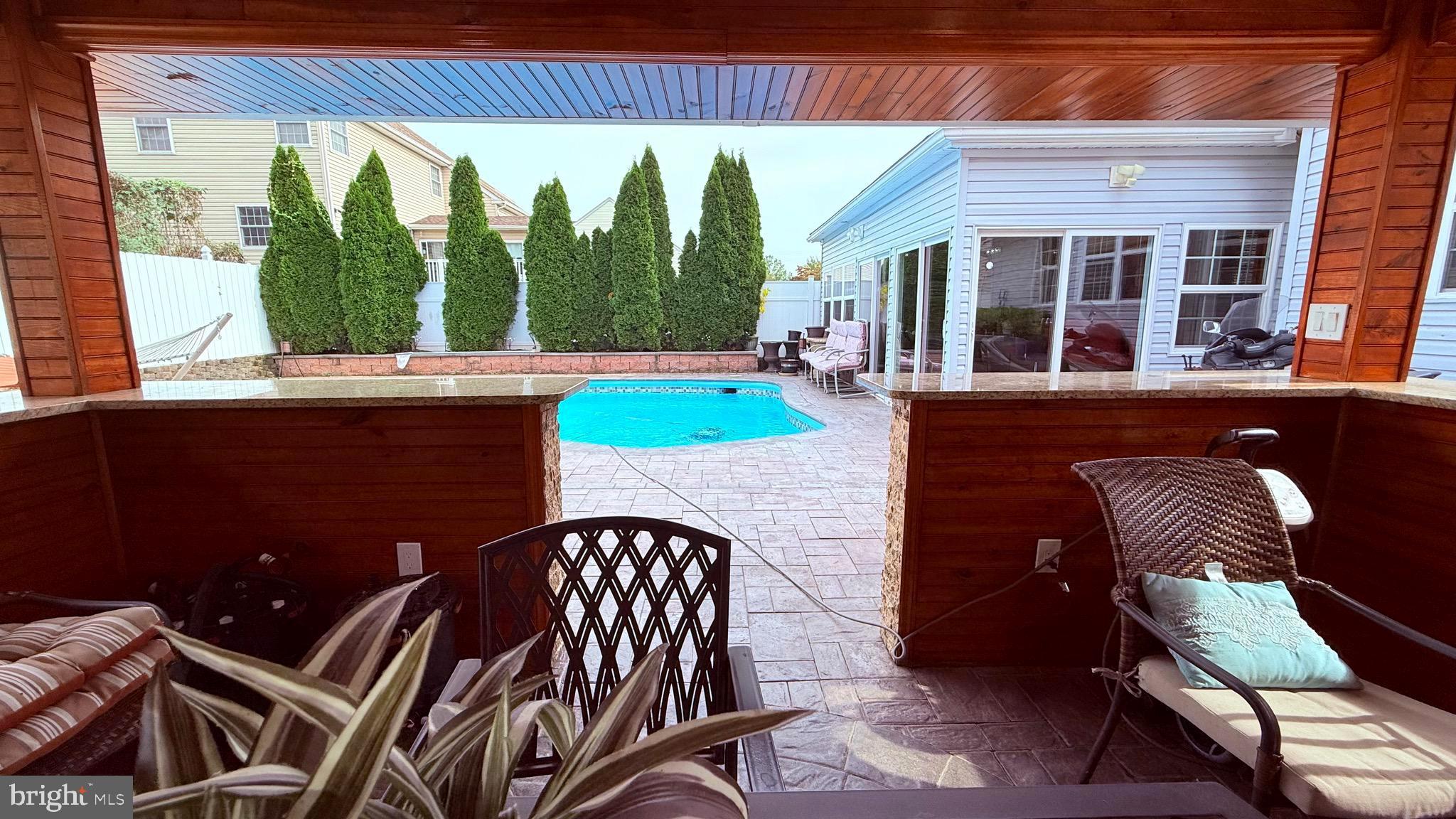 BUSTLETON - Residential