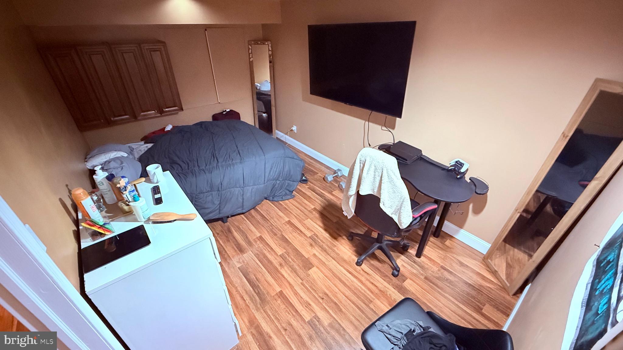 BUSTLETON - Residential