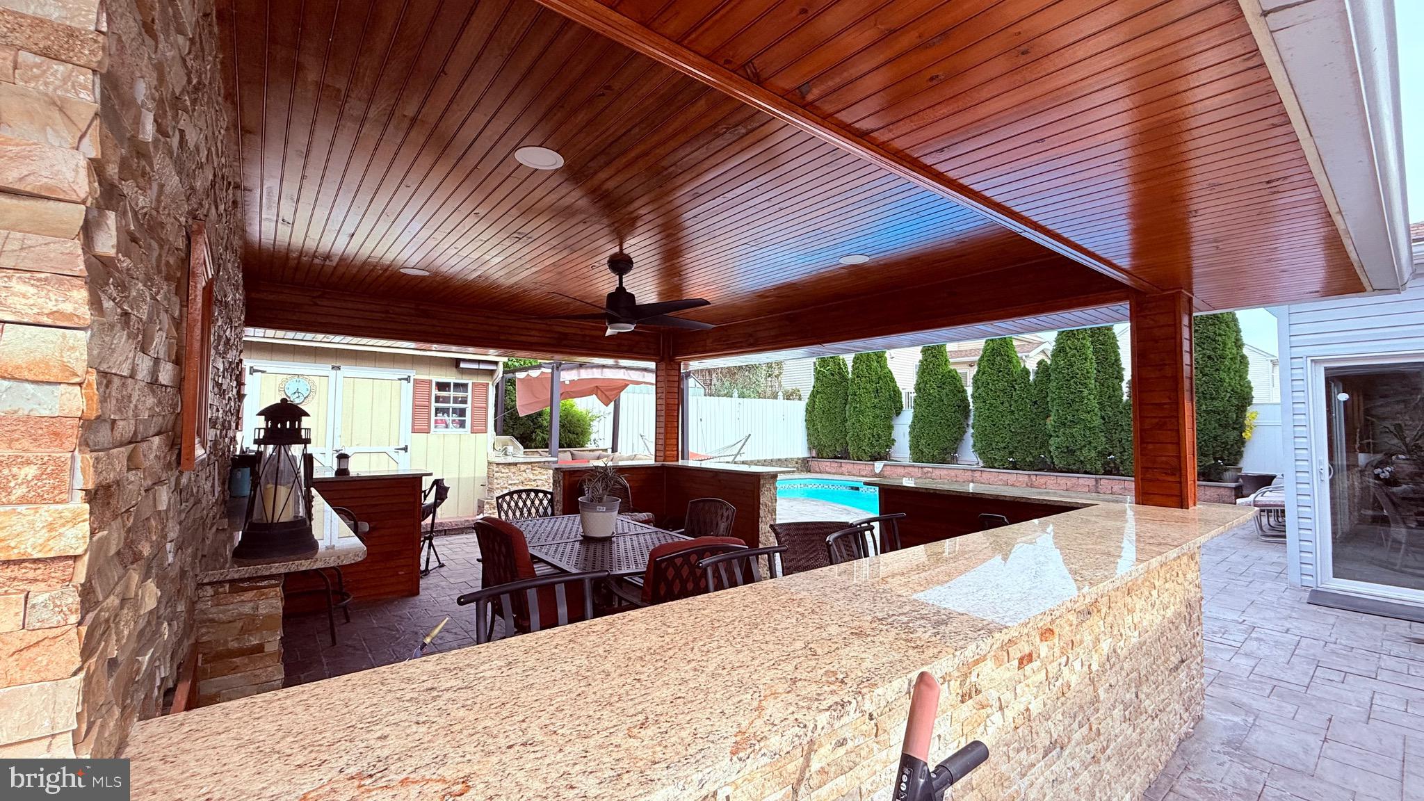 BUSTLETON - Residential